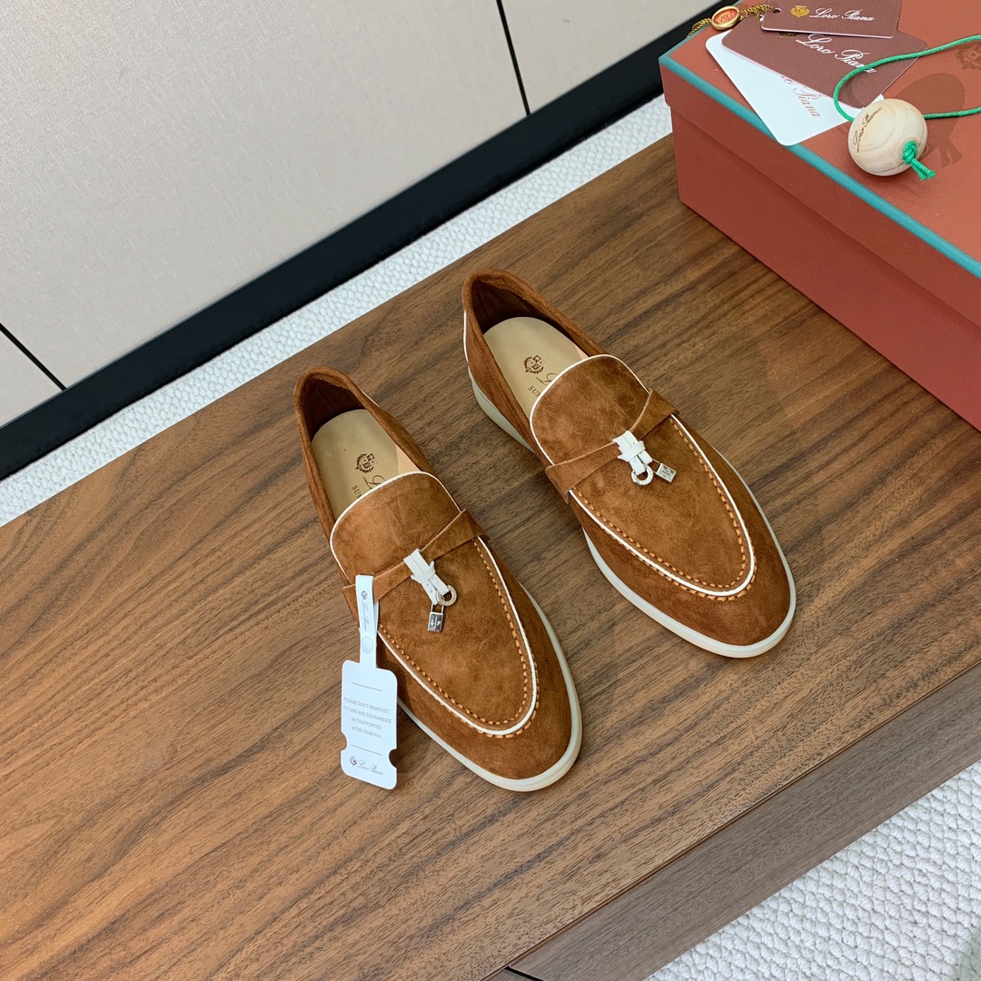 【Loro Piana】锁边款乐福鞋。意大利顶级羊绒复古优雅低调奢华。时尚性与皮料实用性同样兼具依然全网