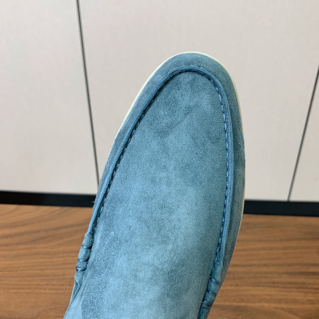 【Loro Piana】光面乐福鞋。意大利顶级羊绒复古优雅低调奢华。时尚性与皮料实用性同样兼具依然全网最