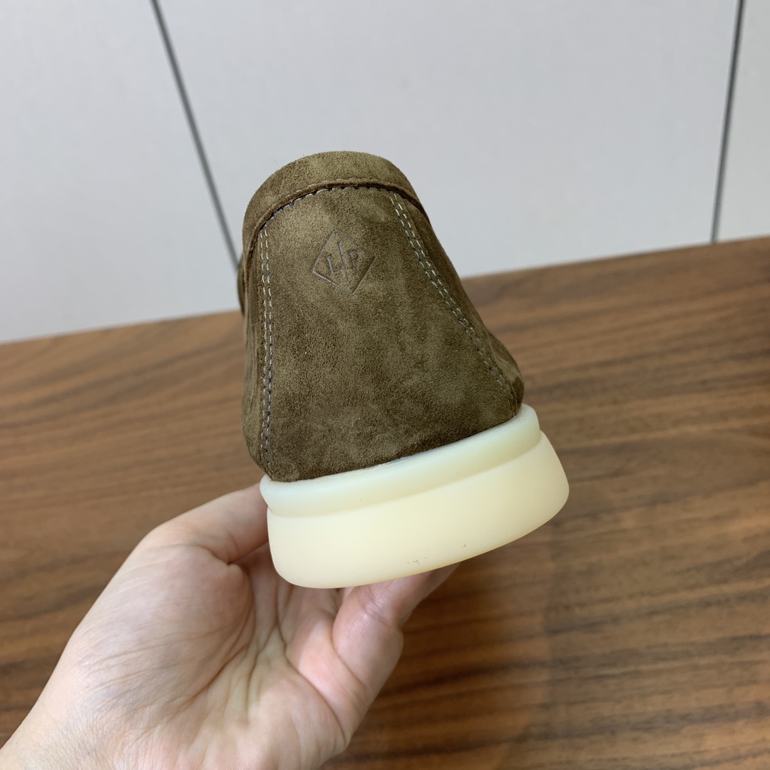 【Loro Piana】光面乐福鞋。意大利顶级羊绒复古优雅低调奢华。时尚性与皮料实用性同样兼具依然全网最