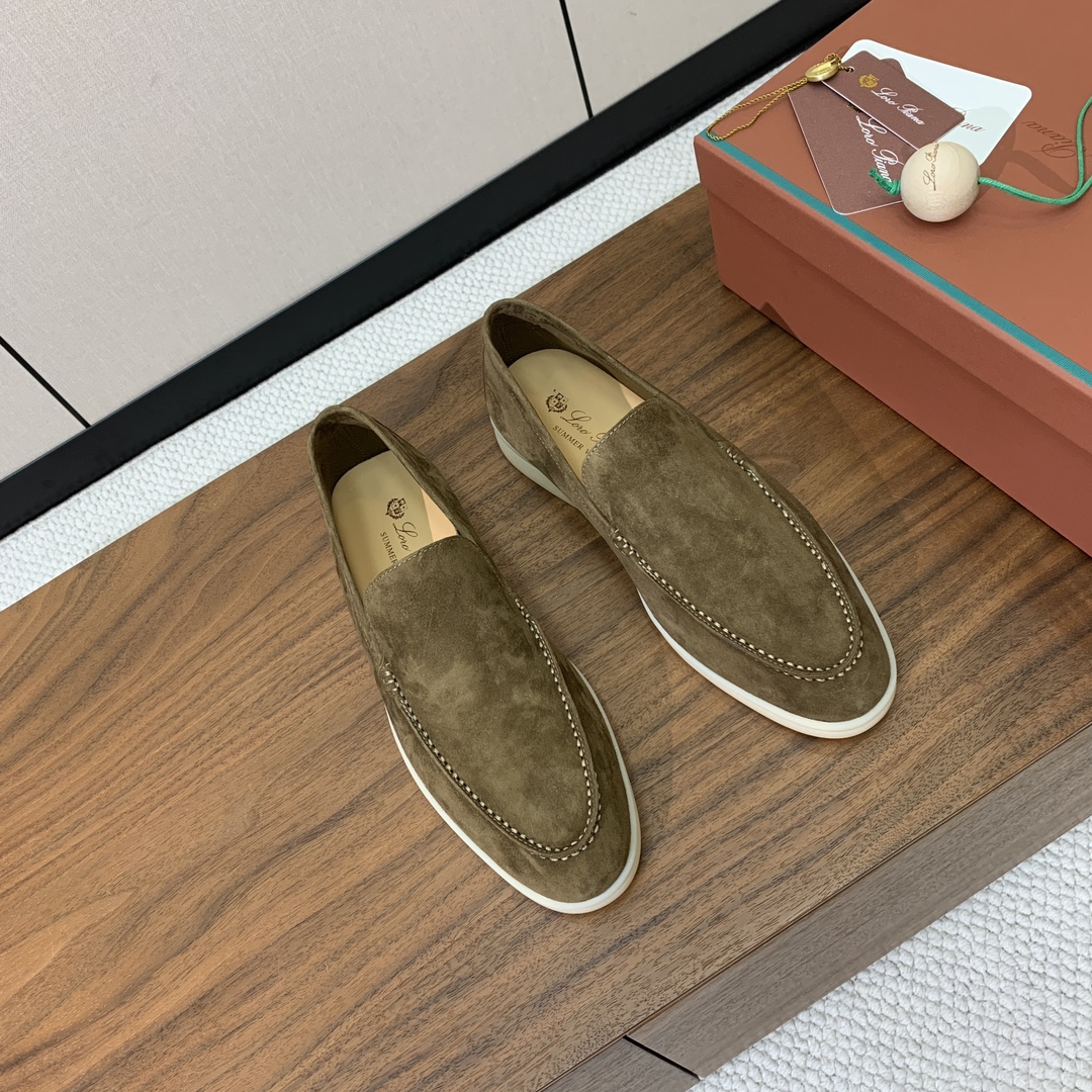 【Loro Piana】光面乐福鞋。意大利顶级羊绒复古优雅低调奢华。时尚性与皮料实用性同样兼具依然全网最