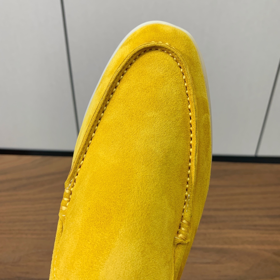 【Loro Piana】光面乐福鞋。意大利顶级羊绒复古优雅低调奢华。时尚性与皮料实用性同样兼具依然全网最