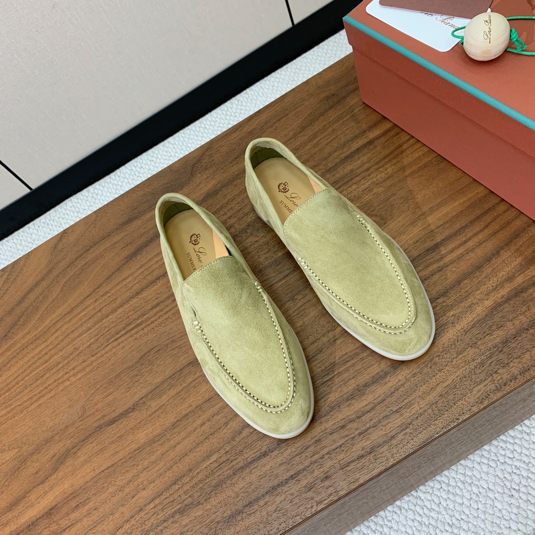【Loro Piana】光面乐福鞋。意大利顶级羊绒复古优雅低调奢华。时尚性与皮料实用性同样兼具依然全网最