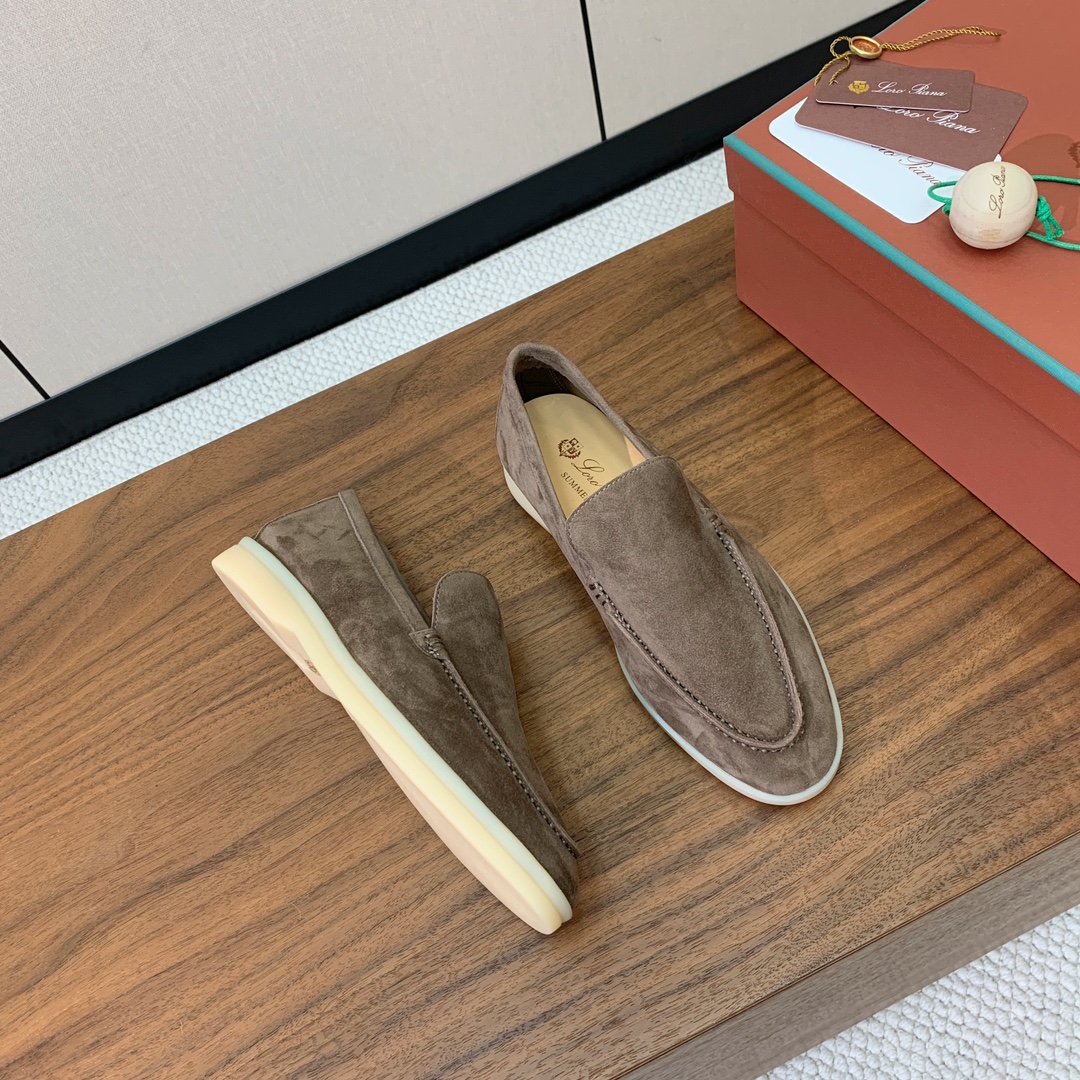 【Loro Piana】光面乐福鞋。意大利顶级羊绒复古优雅低调奢华。时尚性与皮料实用性同样兼具依然全网最