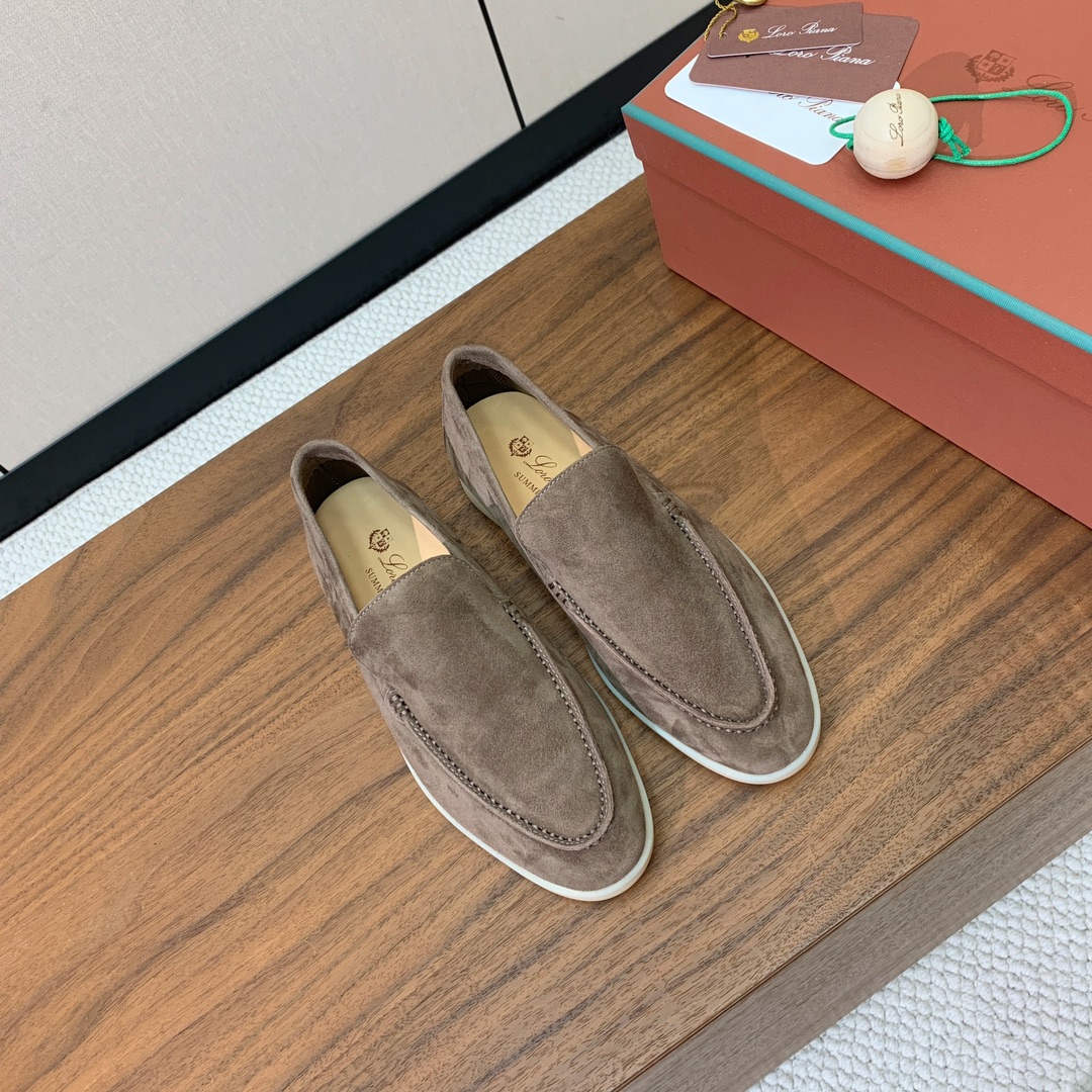 【Loro Piana】光面乐福鞋。意大利顶级羊绒复古优雅低调奢华。时尚性与皮料实用性同样兼具依然全网最