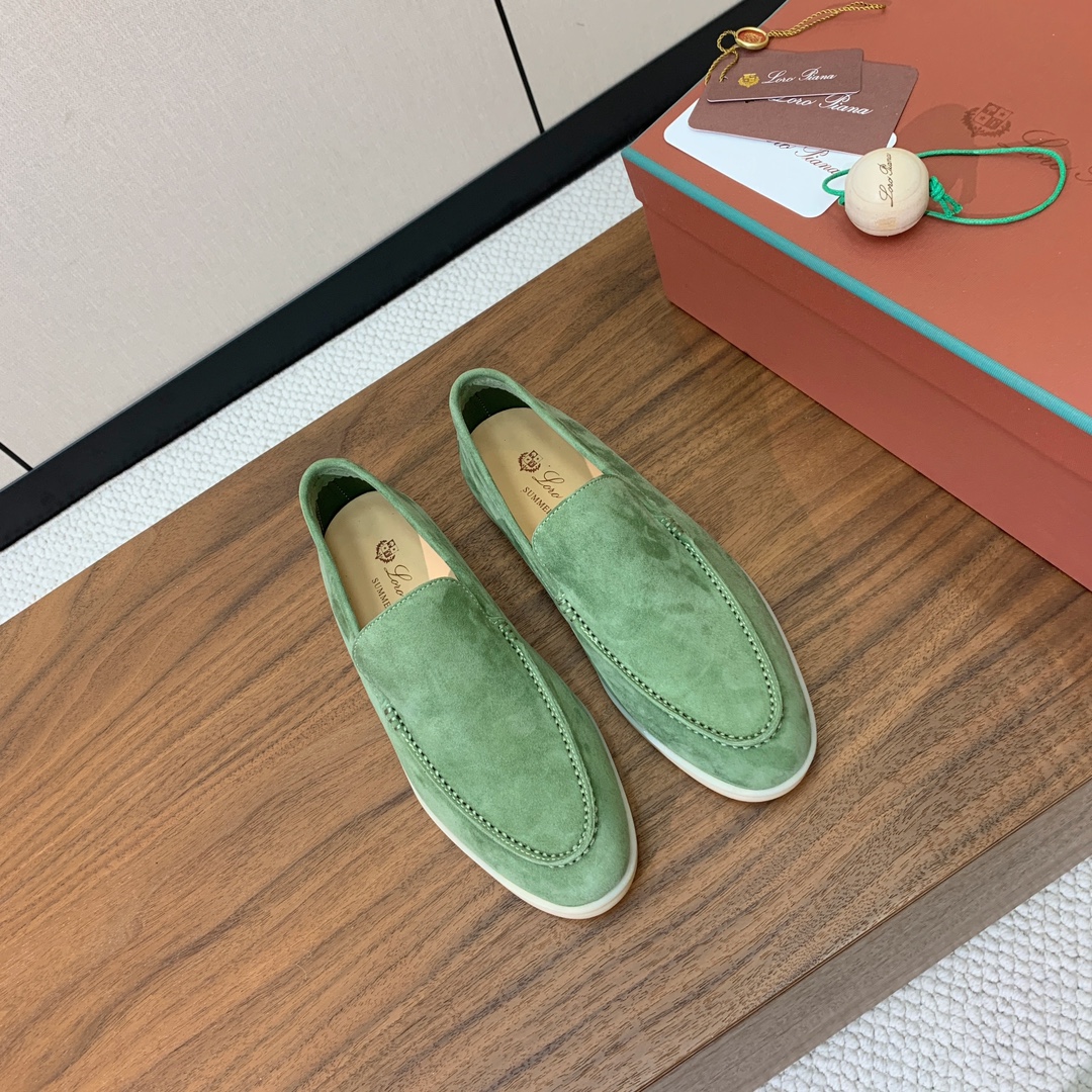 【Loro Piana】光面乐福鞋。意大利顶级羊绒复古优雅低调奢华。时尚性与皮料实用性同样兼具依然全网最