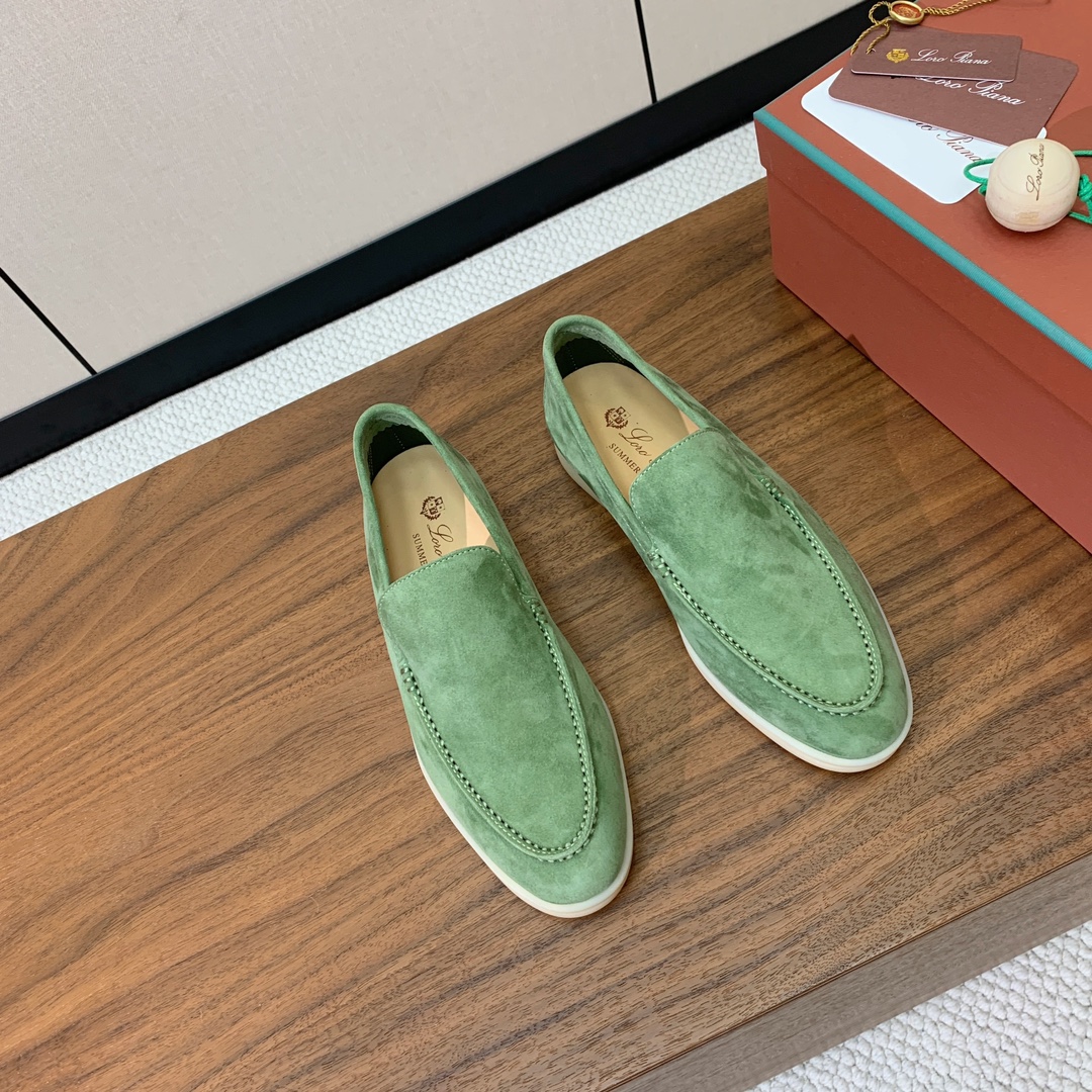 【Loro Piana】光面乐福鞋。意大利顶级羊绒复古优雅低调奢华。时尚性与皮料实用性同样兼具依然全网最