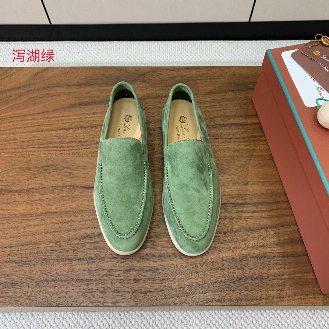 【Loro Piana】光面乐福鞋。意大利顶级羊绒复古优雅低调奢华。时尚性与皮料实用性同样兼具依然全网最