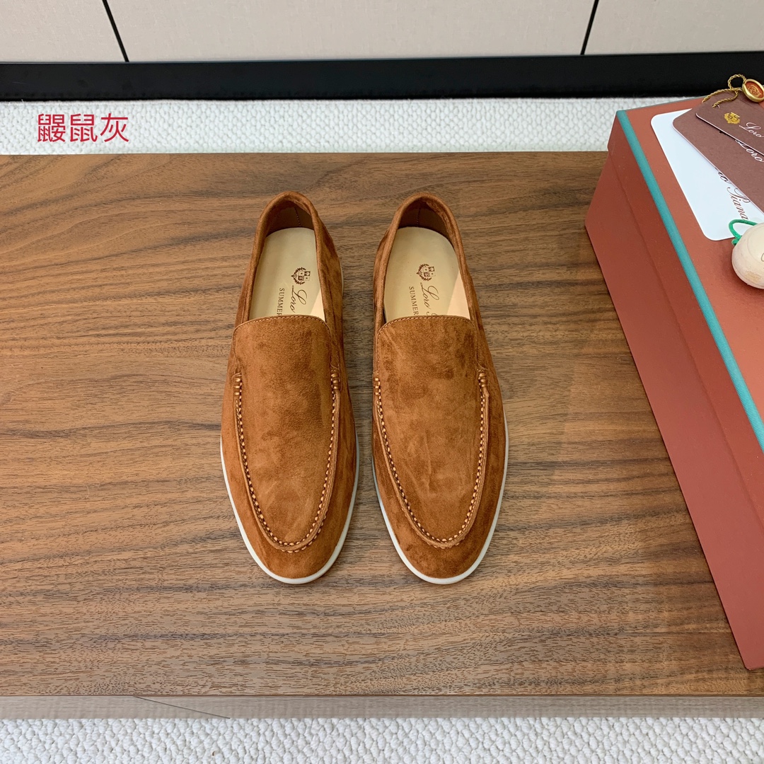 【Loro Piana】光面乐福鞋。意大利顶级羊绒复古优雅低调奢华。时尚性与皮料实用性同样兼具依然全网最