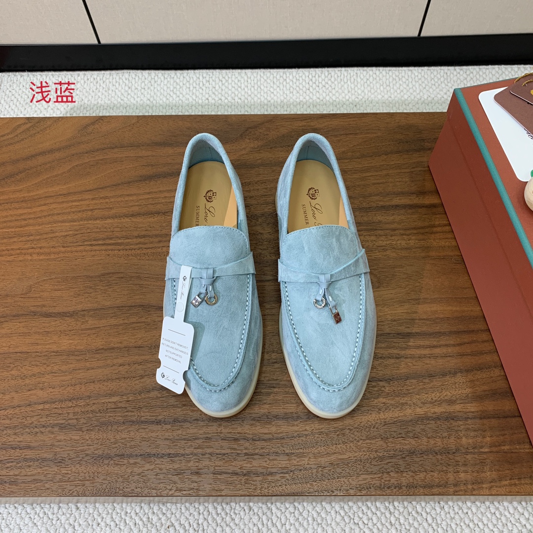 【Loro Piana】乐福鞋。意大利顶级羊绒复古优雅低调奢华。时尚性与皮料实用性同样兼具依然全网最高品