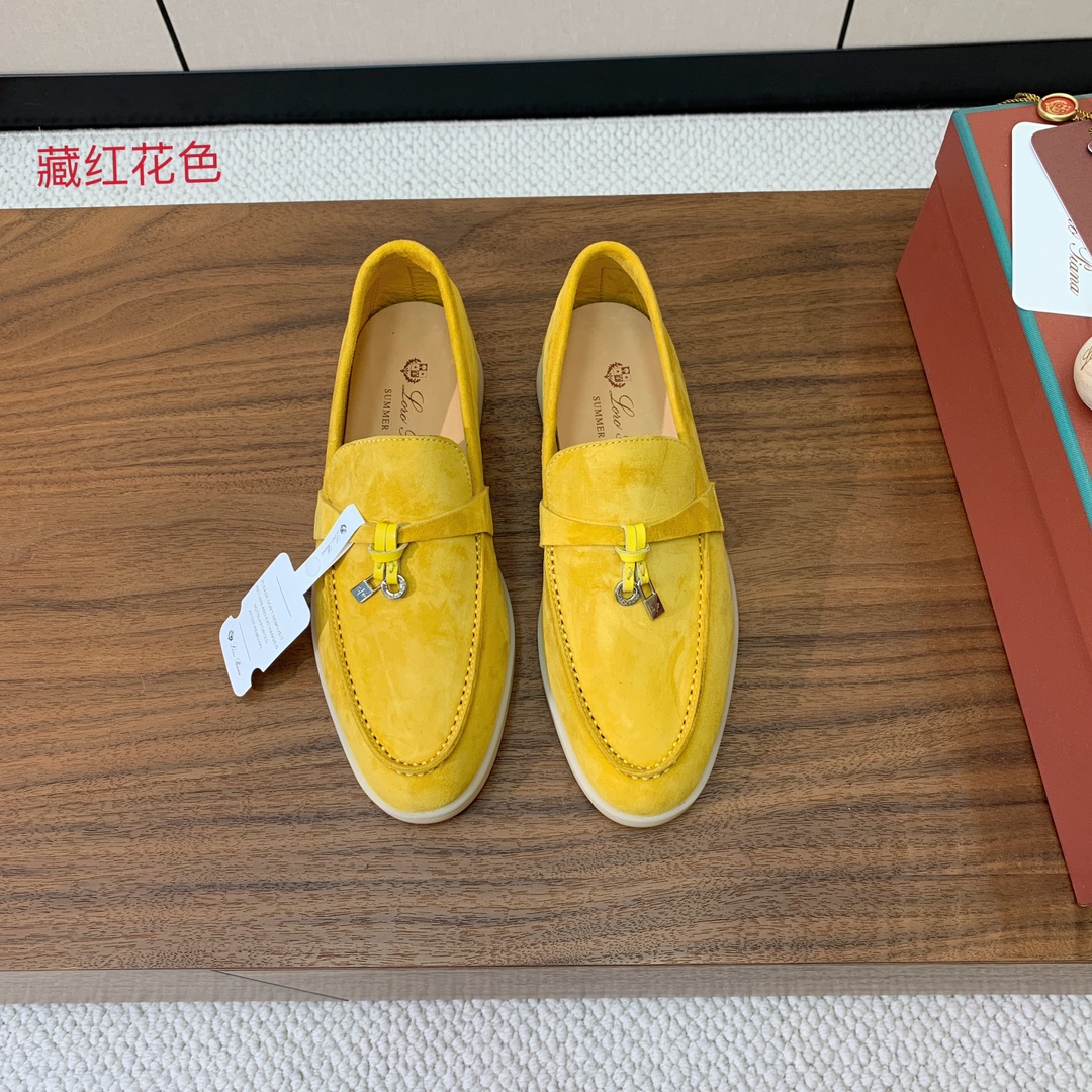 【Loro Piana】乐福鞋。意大利顶级羊绒复古优雅低调奢华。时尚性与皮料实用性同样兼具依然全网最高品