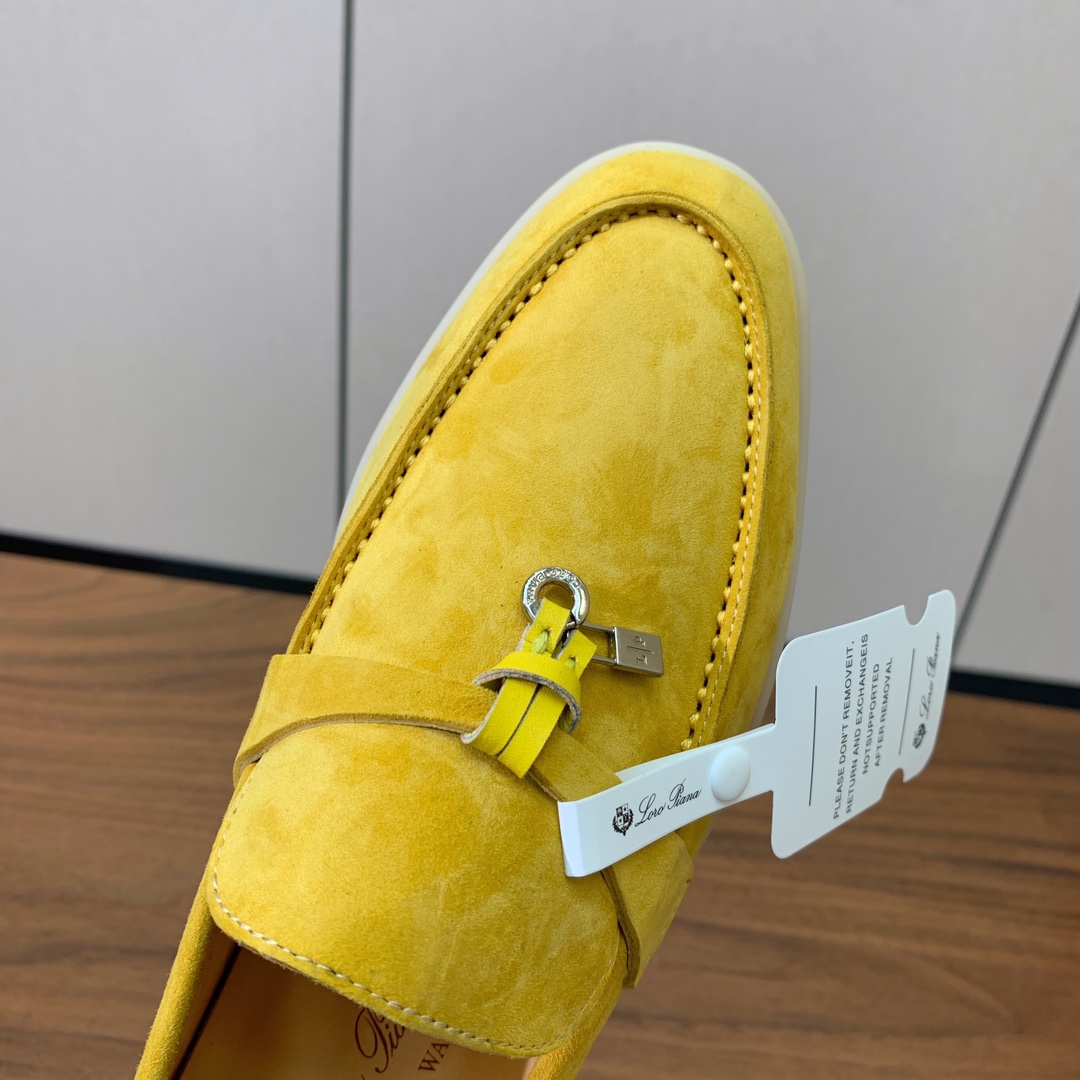【Loro Piana】乐福鞋。意大利顶级羊绒复古优雅低调奢华。时尚性与皮料实用性同样兼具依然全网最高品