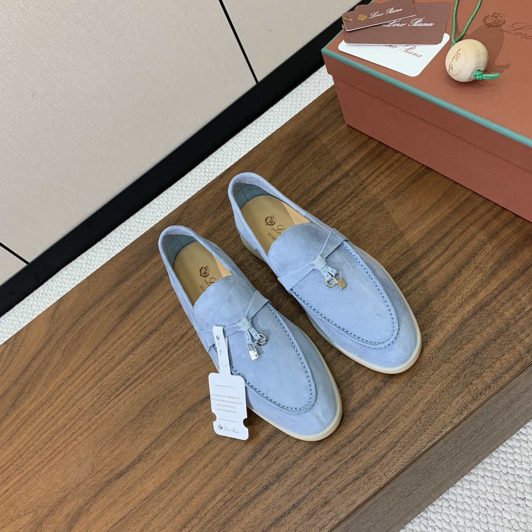 【Loro Piana】乐福鞋。意大利顶级羊绒复古优雅低调奢华。时尚性与皮料实用性同样兼具依然全网最高品