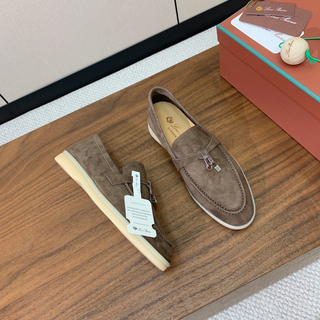 【Loro Piana】乐福鞋。意大利顶级羊绒复古优雅低调奢华。时尚性与皮料实用性同样兼具依然全网最高品