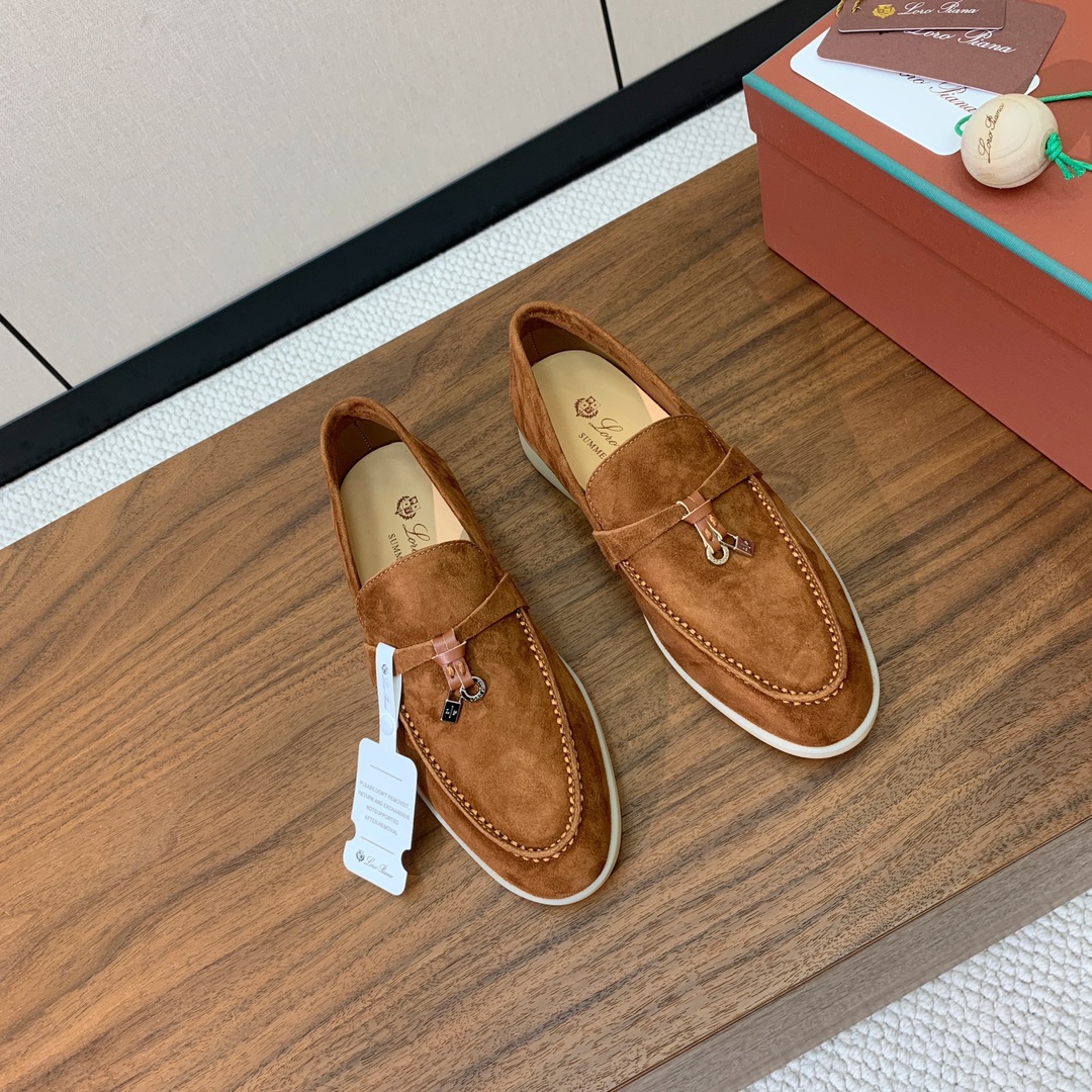 【Loro Piana】乐福鞋。意大利顶级羊绒复古优雅低调奢华。时尚性与皮料实用性同样兼具依然全网最高品