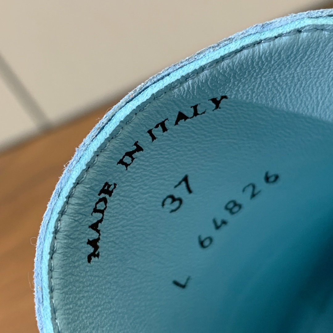 【Loro Piana】包头拖。意大利顶级羊绒复古优雅低调奢华。时尚性与皮料实用性同样兼具依然全网最高品