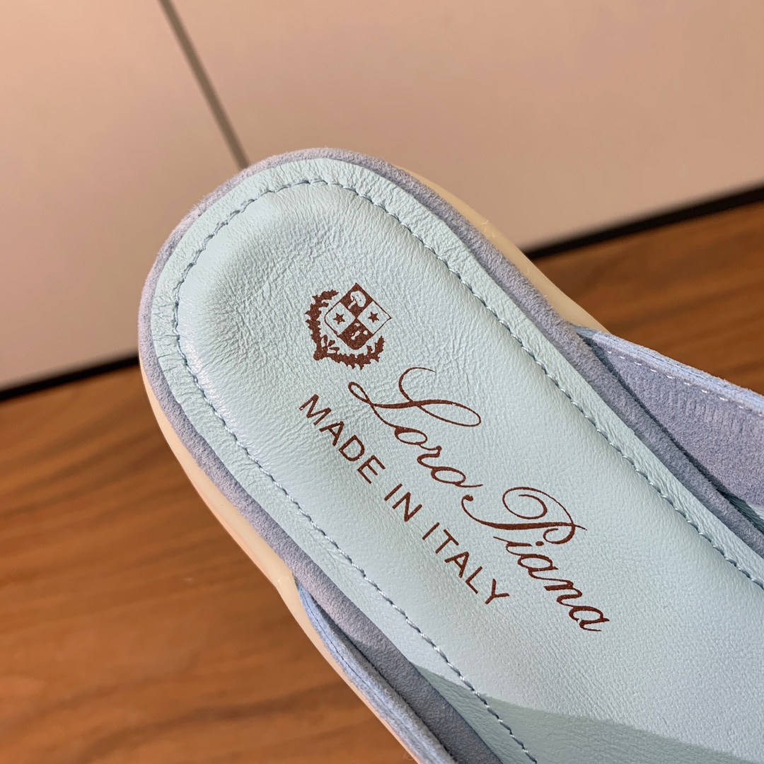 【Loro Piana】包头拖。意大利顶级羊绒复古优雅低调奢华。时尚性与皮料实用性同样兼具依然全网最高品