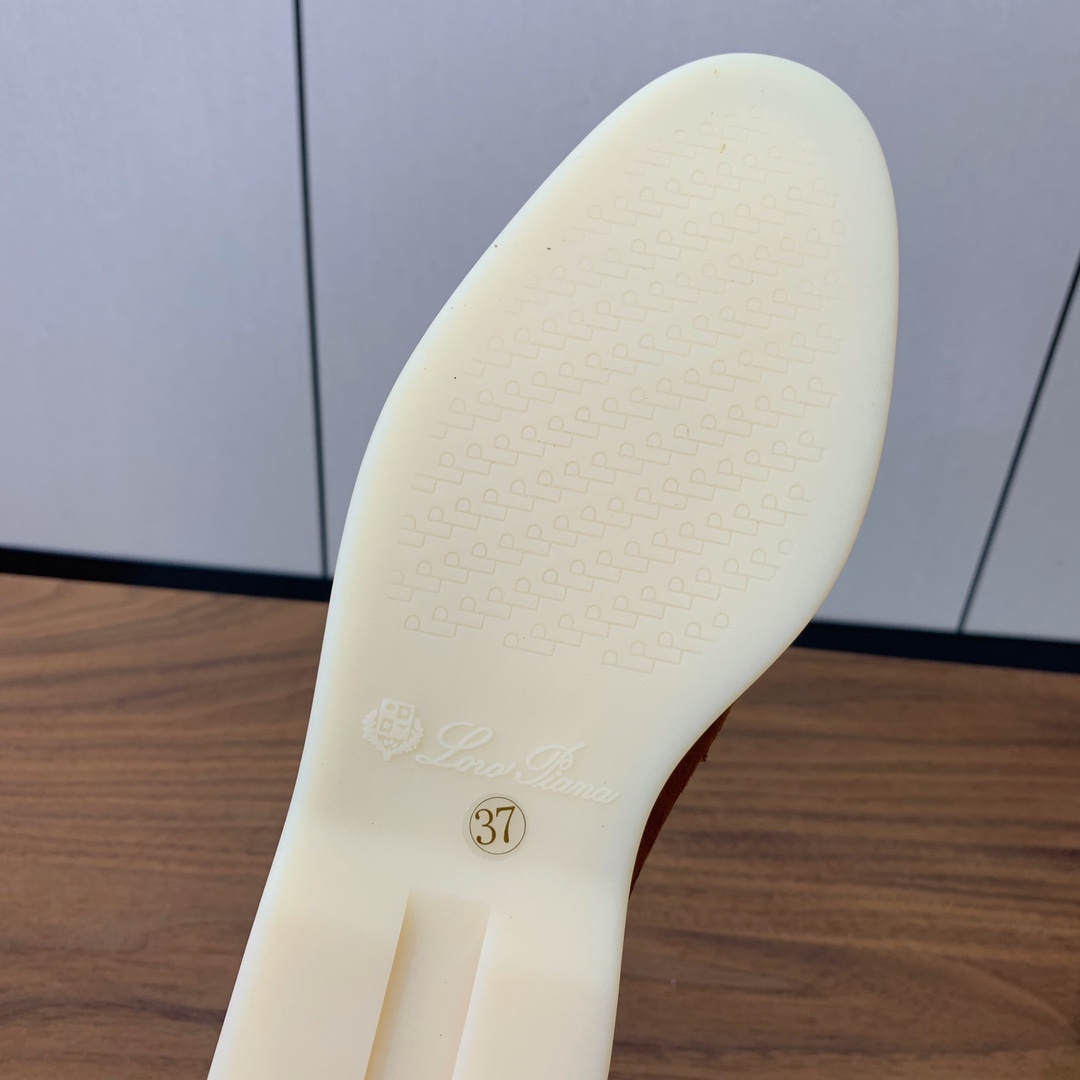 【Loro Piana】包头拖。意大利顶级羊绒复古优雅低调奢华。时尚性与皮料实用性同样兼具依然全网最高品