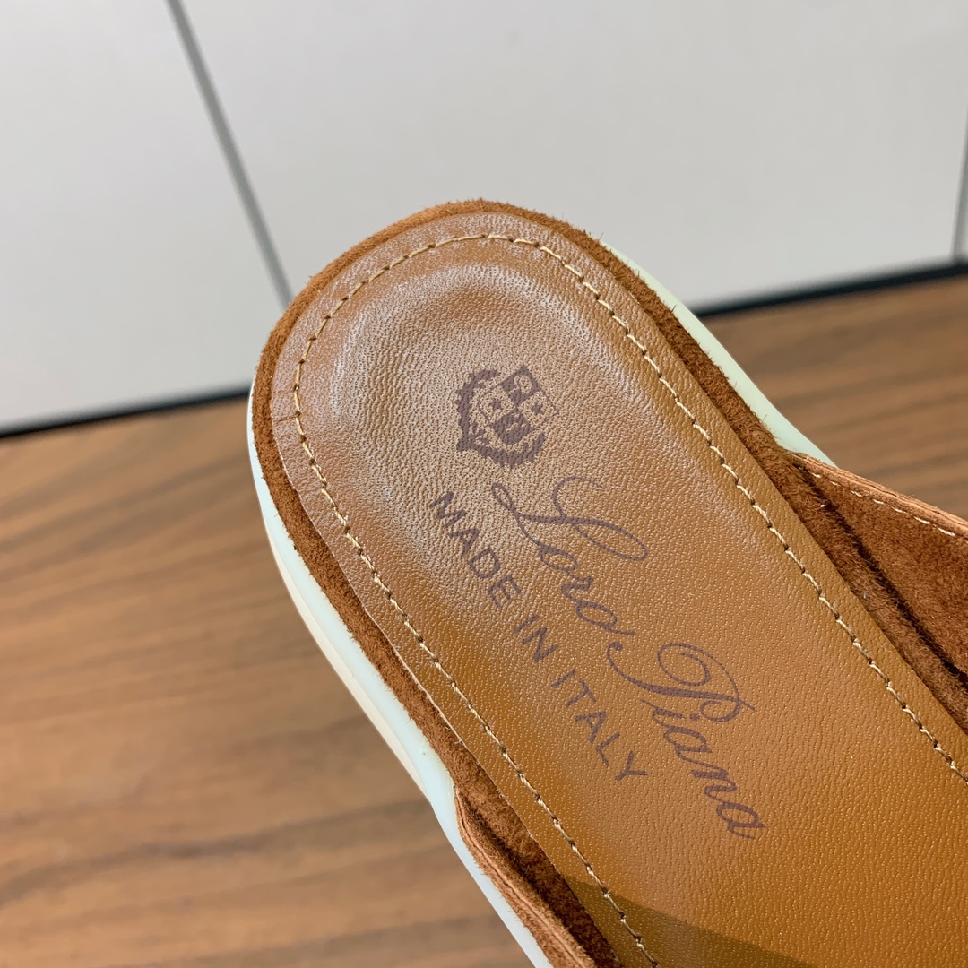 【Loro Piana】包头拖。意大利顶级羊绒复古优雅低调奢华。时尚性与皮料实用性同样兼具依然全网最高品