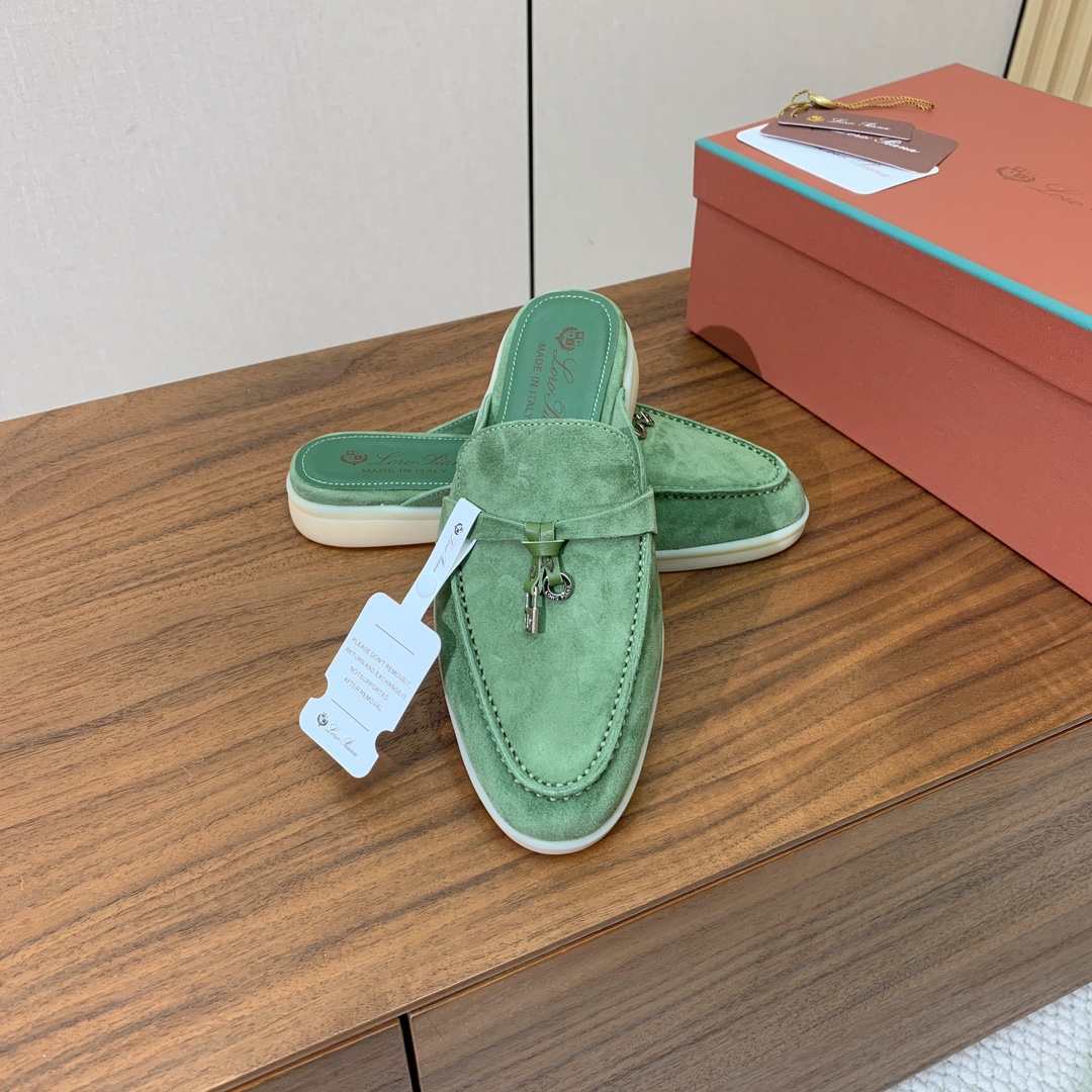 【Loro Piana】包头拖。意大利顶级羊绒复古优雅低调奢华。时尚性与皮料实用性同样兼具依然全网最高品