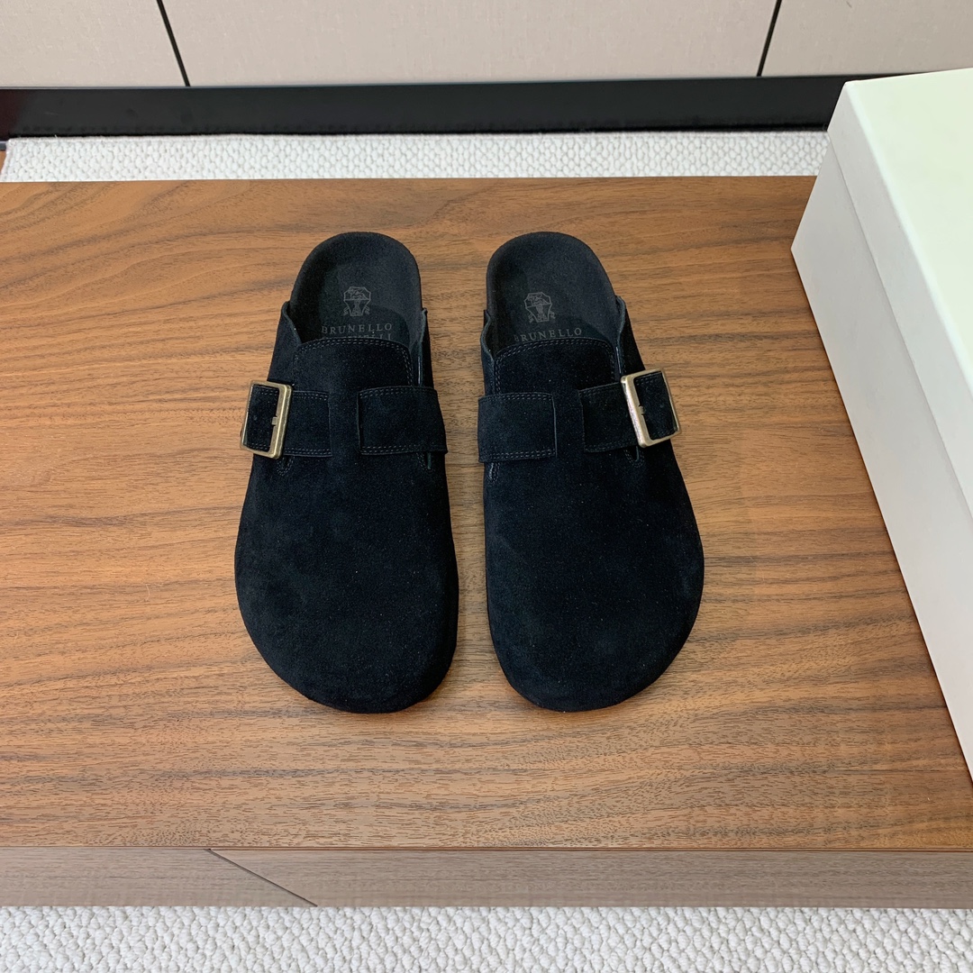 【BRUNELL* CUCINELL*】男款半包拖鞋。材质：进口环保牛绒、橡胶大底。
码数：38-45（