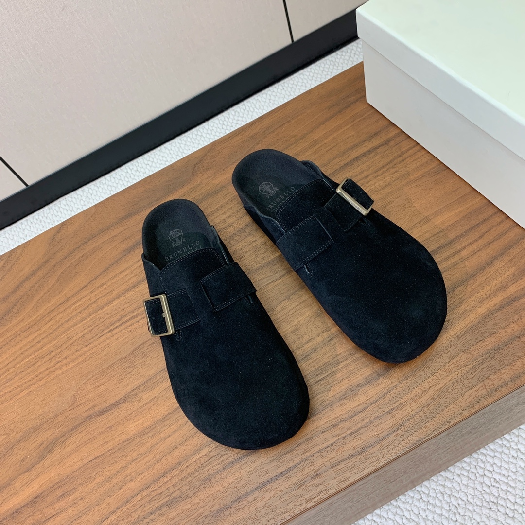 【BRUNELL* CUCINELL*】男款半包拖鞋。材质：进口环保牛绒、橡胶大底。
码数：38-45（