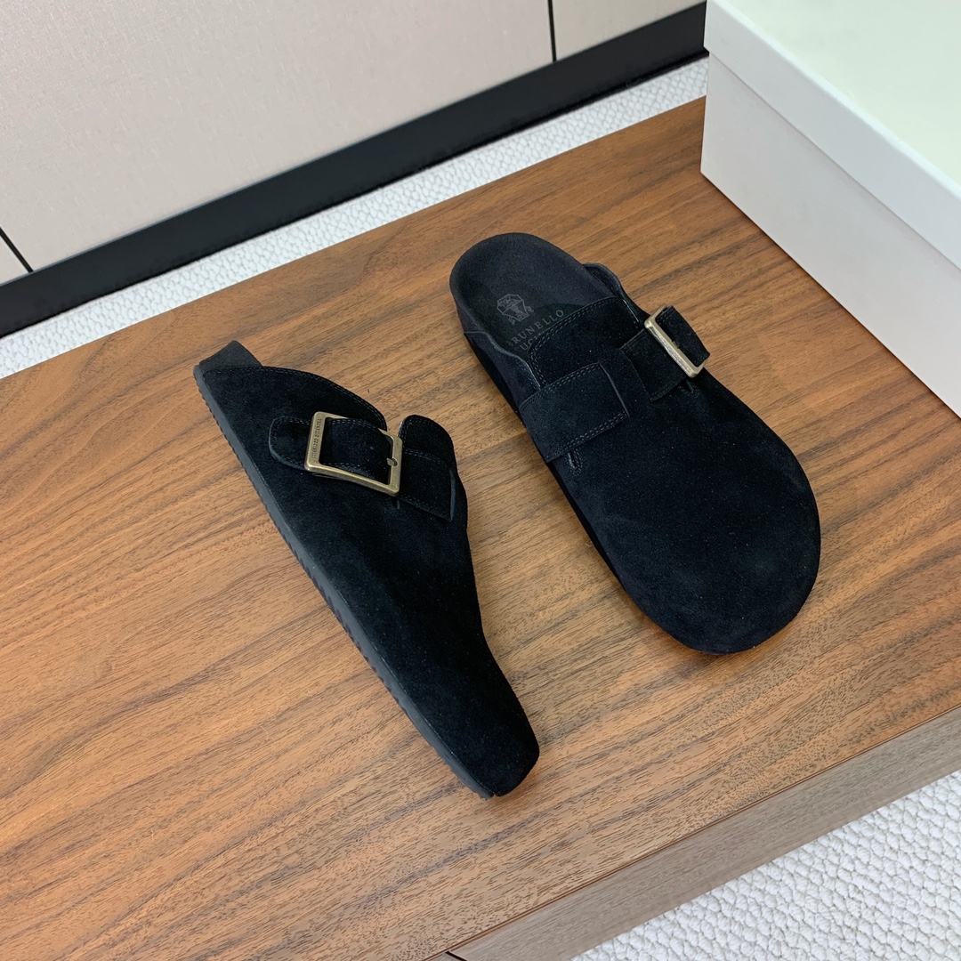 【BRUNELL* CUCINELL*】男款半包拖鞋。材质：进口环保牛绒、橡胶大底。
码数：38-45（