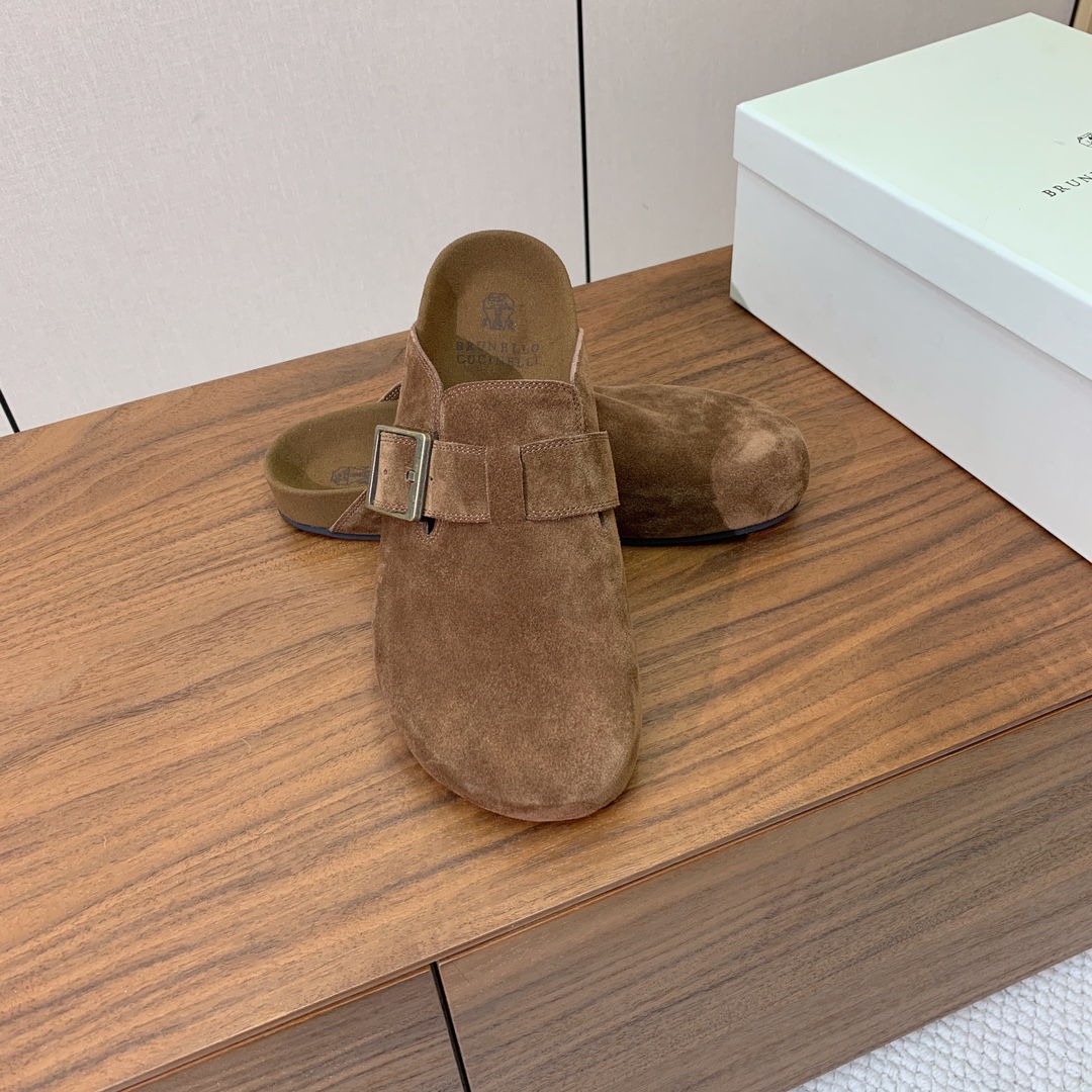 【BRUNELL* CUCINELL*】男款半包拖鞋。材质：进口环保牛绒、橡胶大底。
码数：38-45（