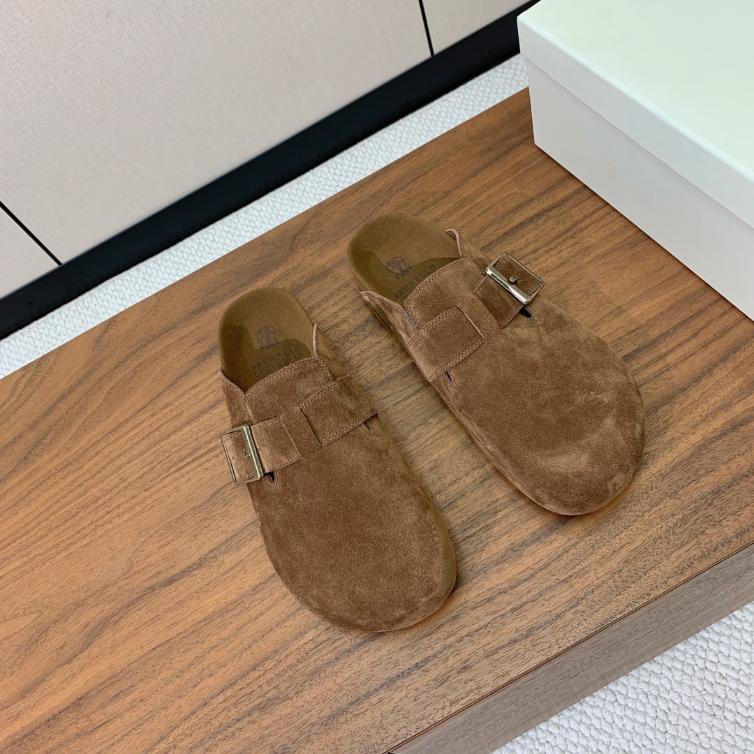 【BRUNELL* CUCINELL*】男款半包拖鞋。材质：进口环保牛绒、橡胶大底。
码数：38-45（