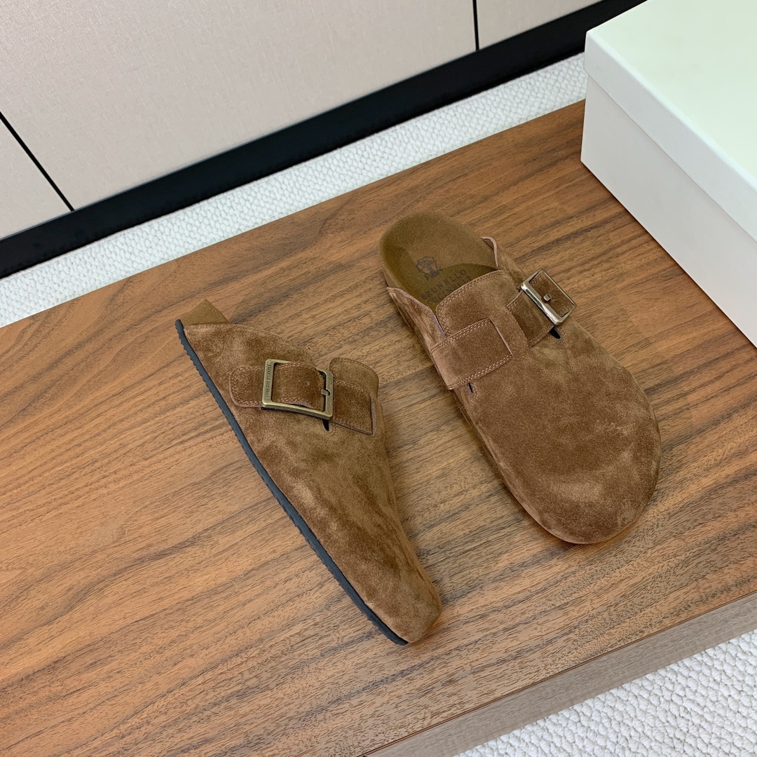 【BRUNELL* CUCINELL*】男款半包拖鞋。材质：进口环保牛绒、橡胶大底。
码数：38-45（