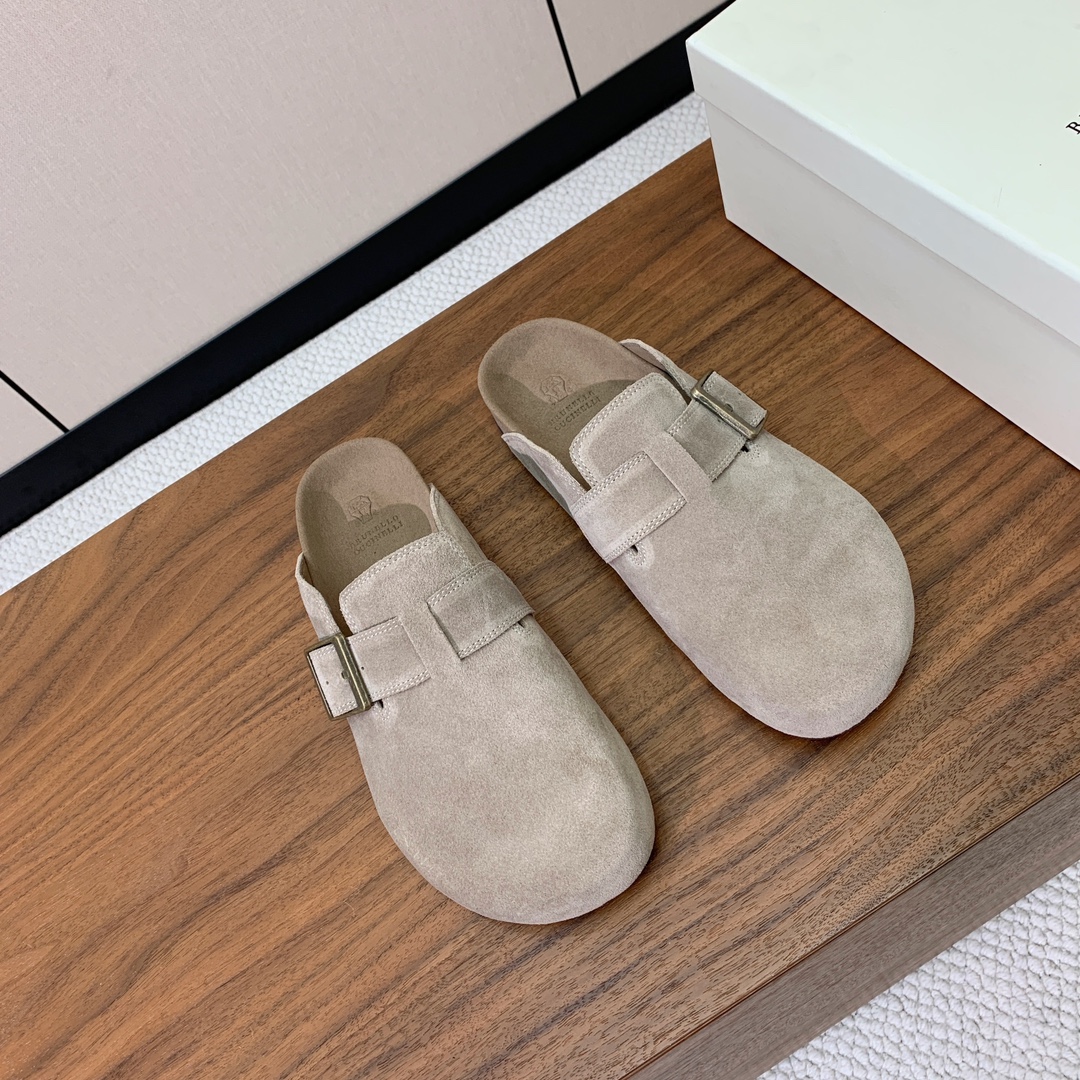 【BRUNELL* CUCINELL*】男款半包拖鞋。材质：进口环保牛绒、橡胶大底。
码数：38-45（