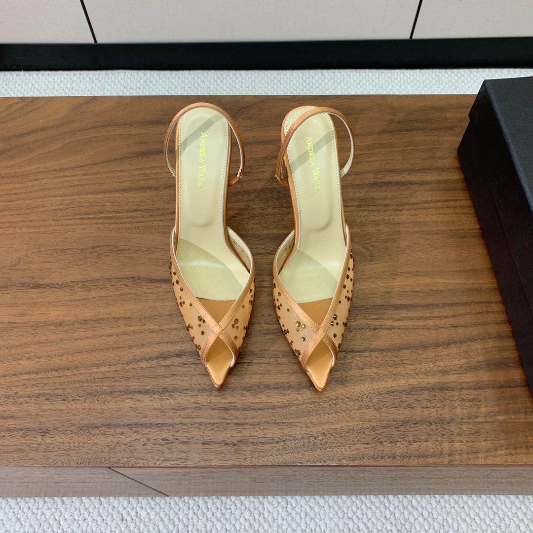 【Anderea Wazen】网钻凉鞋。非常的美，上脚无敌了。鞋面进口网面烫钻。羊皮垫脚。真皮大底，跟高