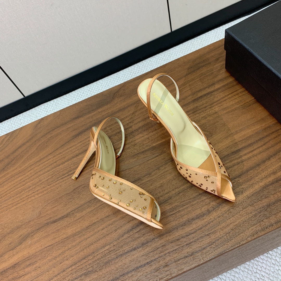 【Anderea Wazen】网钻凉鞋。非常的美，上脚无敌了。鞋面进口网面烫钻。羊皮垫脚。真皮大底，跟高