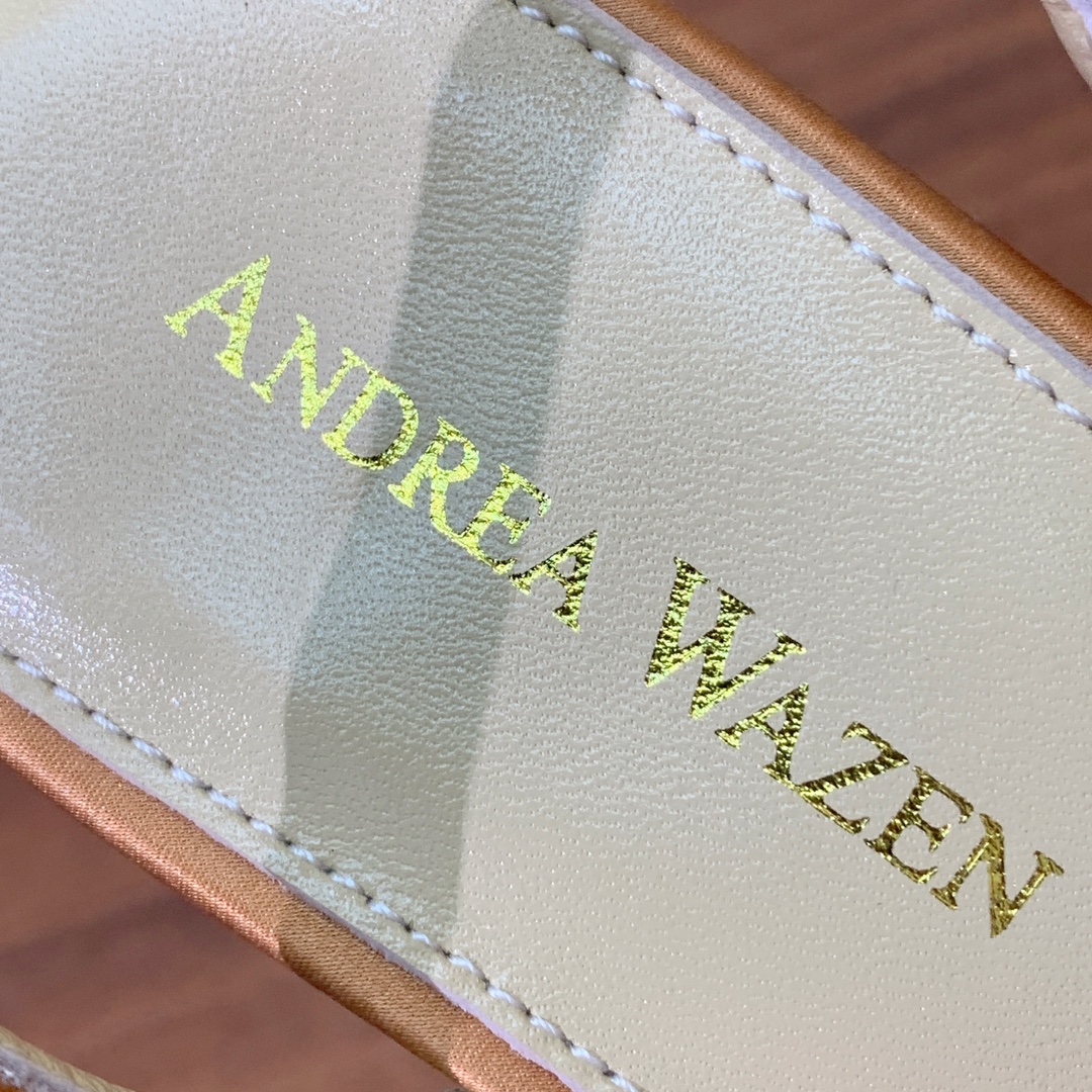 【Anderea Wazen】网钻凉鞋。非常的美，上脚无敌了。鞋面进口网面烫钻。羊皮垫脚。真皮大底，跟高