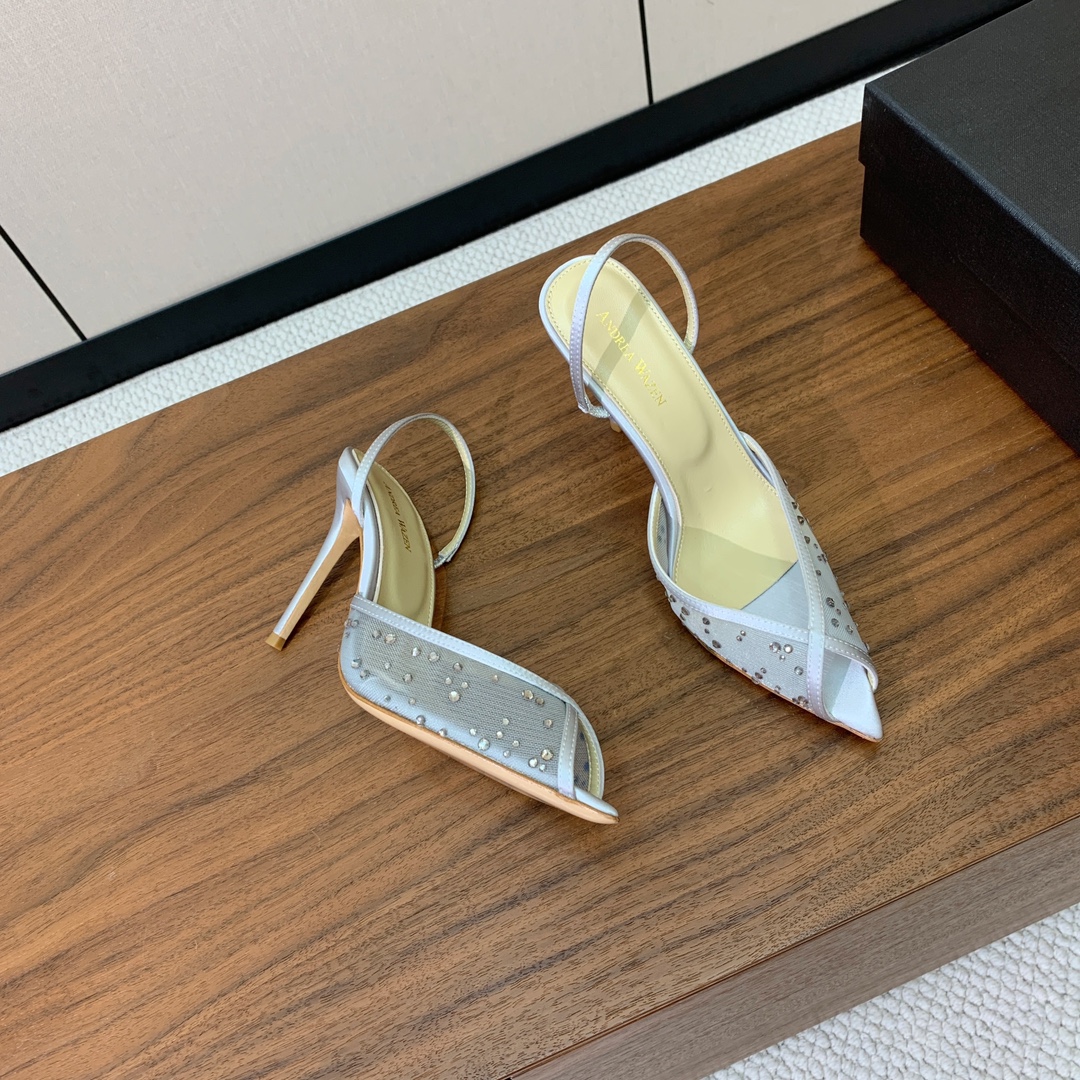 【Anderea Wazen】网钻凉鞋。非常的美，上脚无敌了。鞋面进口网面烫钻。羊皮垫脚。真皮大底，跟高