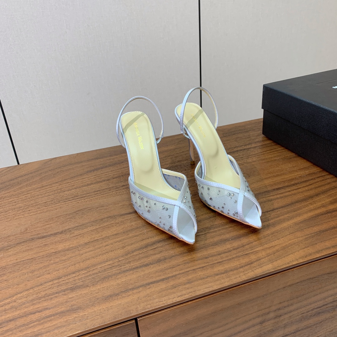 【Anderea Wazen】网钻凉鞋。非常的美，上脚无敌了。鞋面进口网面烫钻。羊皮垫脚。真皮大底，跟高