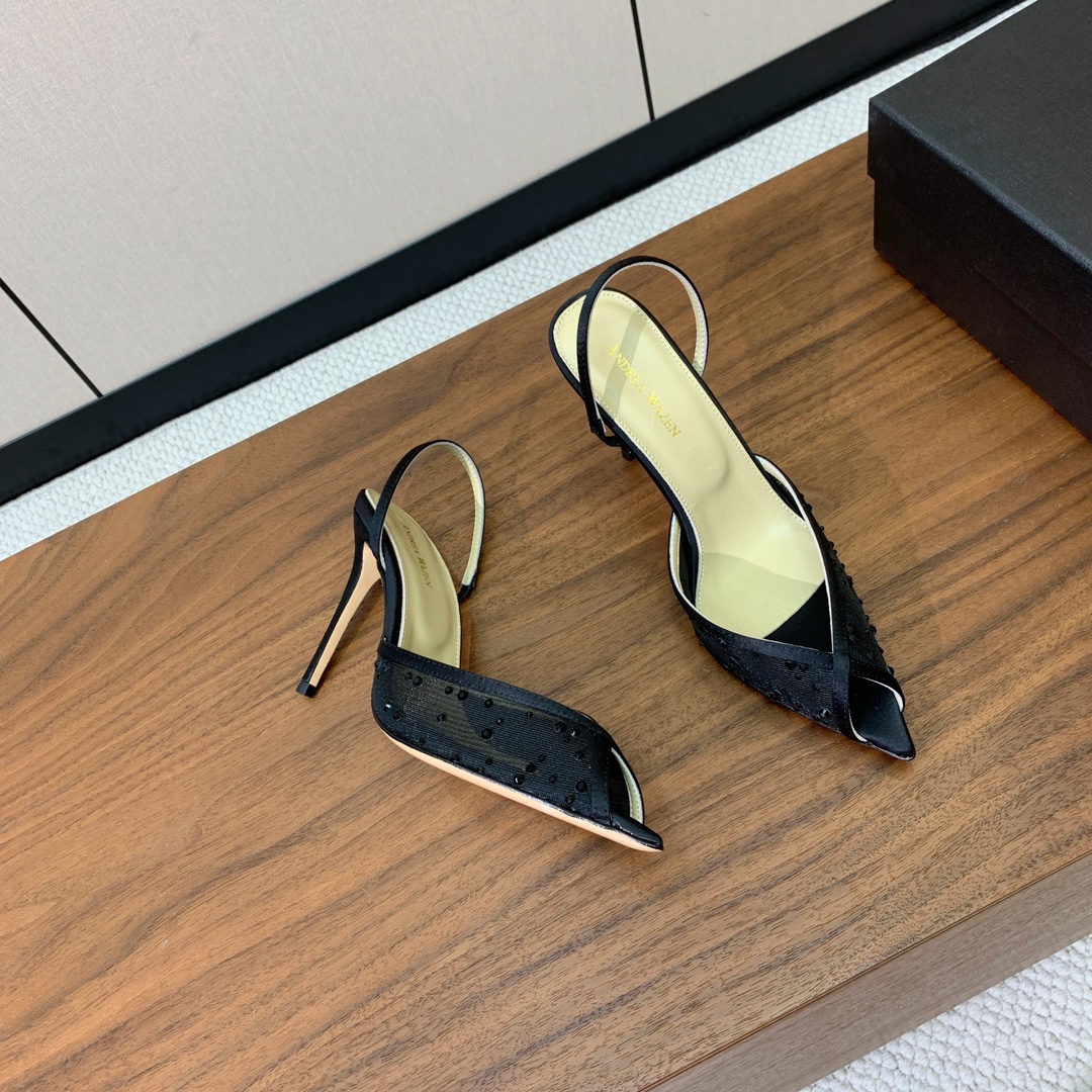 【Anderea Wazen】网钻凉鞋。非常的美，上脚无敌了。鞋面进口网面烫钻。羊皮垫脚。真皮大底，跟高