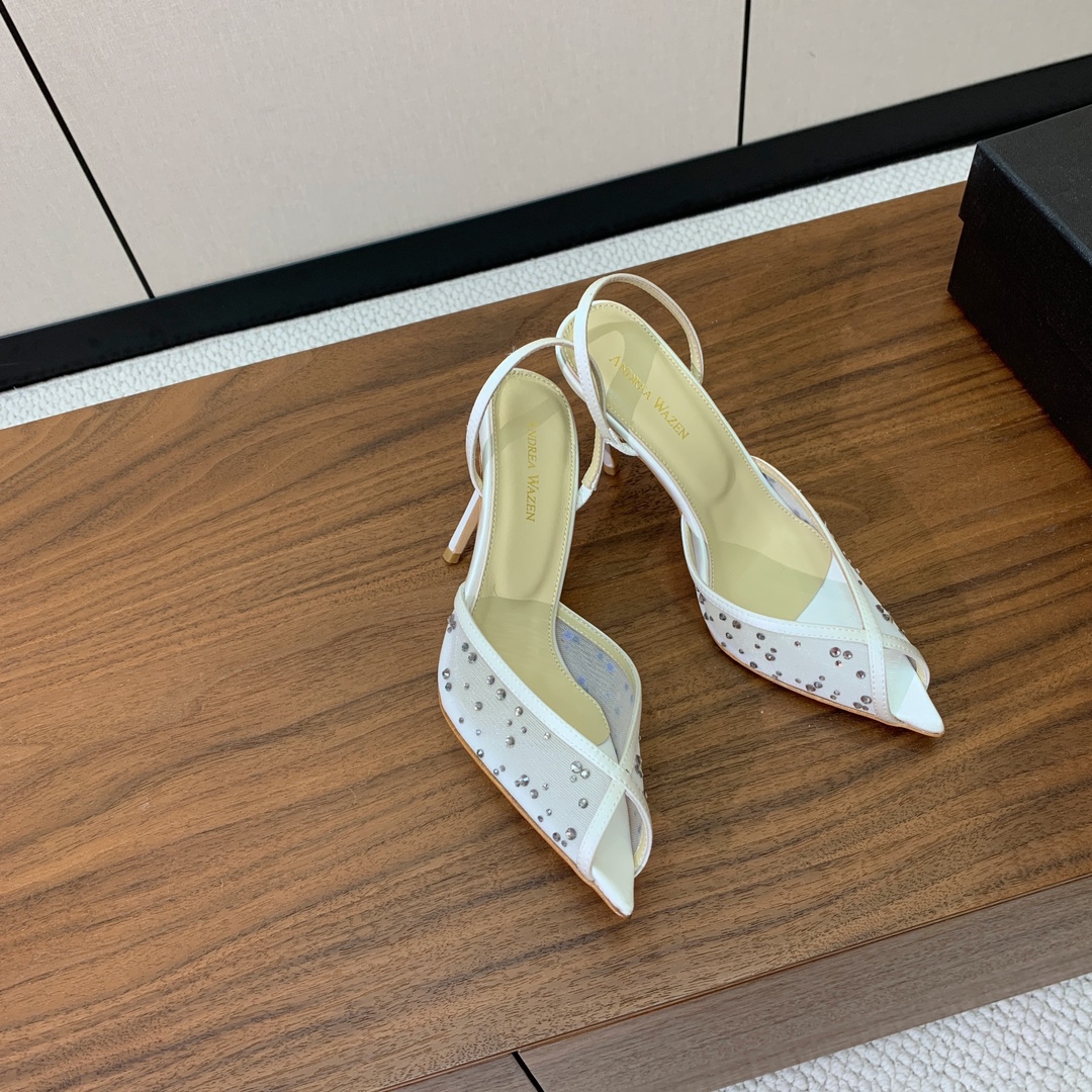 【Anderea Wazen】网钻凉鞋。非常的美，上脚无敌了。鞋面进口网面烫钻。羊皮垫脚。真皮大底，跟高