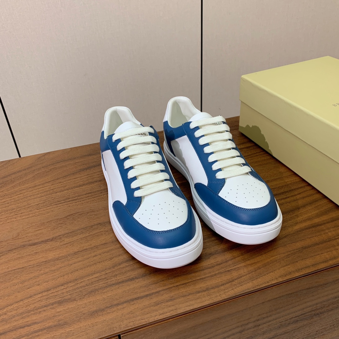【BRUNELL* CUCINELL*】男款休闲鞋。简约时尚。鞋面牛皮、羊皮内里，高密度弹力乳胶（可拆卸