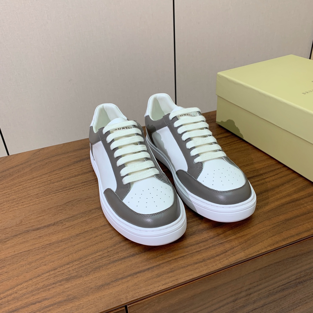【BRUNELL* CUCINELL*】男款休闲鞋。简约时尚。鞋面牛皮、羊皮内里，高密度弹力乳胶（可拆卸