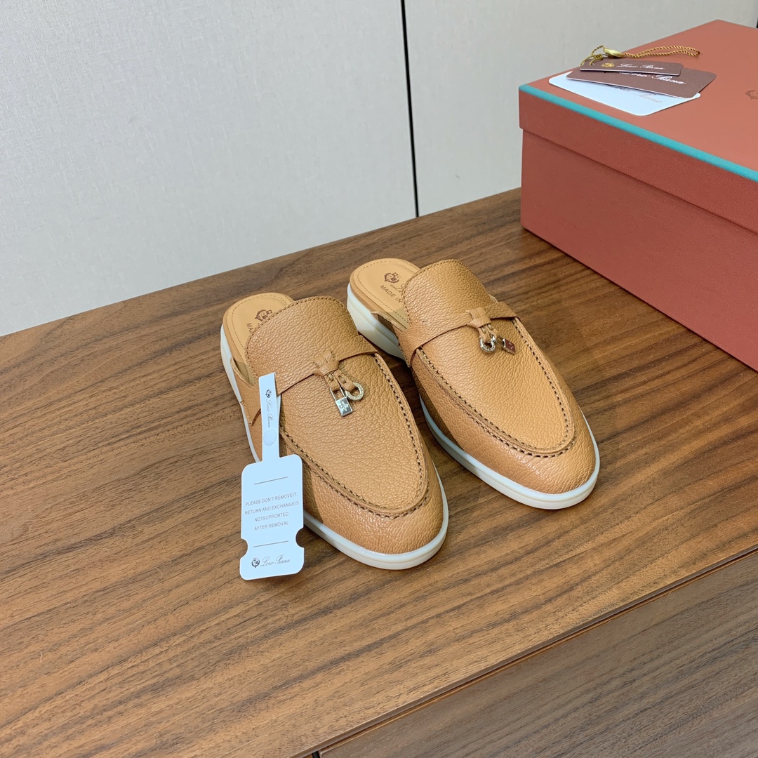 【Loro Piana】包头拖。意大利顶级羊绒复古优雅低调奢华。时尚性与皮料实用性同样兼具依然全网最高品