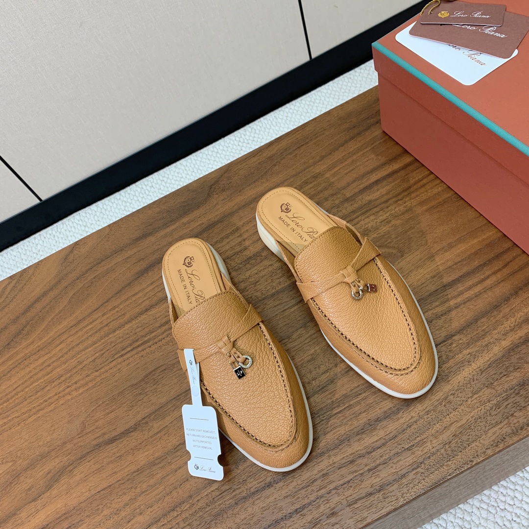 【Loro Piana】包头拖。意大利顶级羊绒复古优雅低调奢华。时尚性与皮料实用性同样兼具依然全网最高品