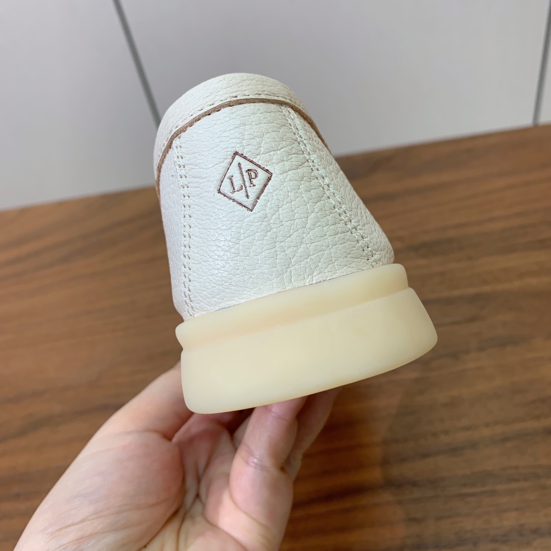 【Loro Piana】皮面乐福鞋。复古优雅低调奢华。时尚性与皮料实用性同样兼具依然全网最高品质。鞋面牛
