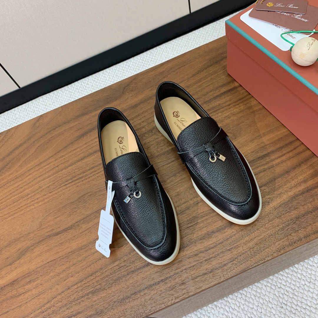【Loro Piana】皮面乐福鞋。复古优雅低调奢华。时尚性与皮料实用性同样兼具依然全网最高品质。鞋面牛
