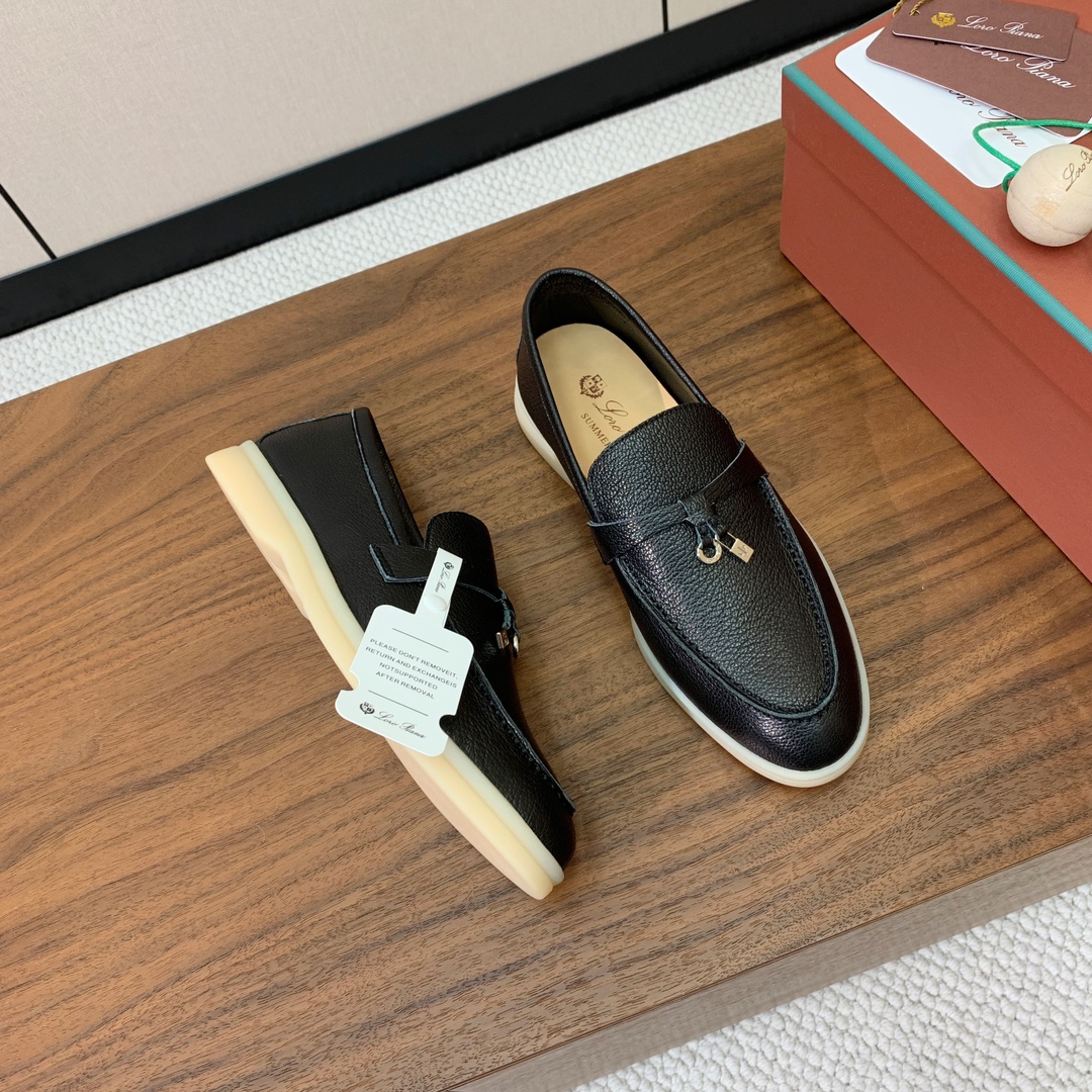 【Loro Piana】皮面乐福鞋。复古优雅低调奢华。时尚性与皮料实用性同样兼具依然全网最高品质。鞋面牛