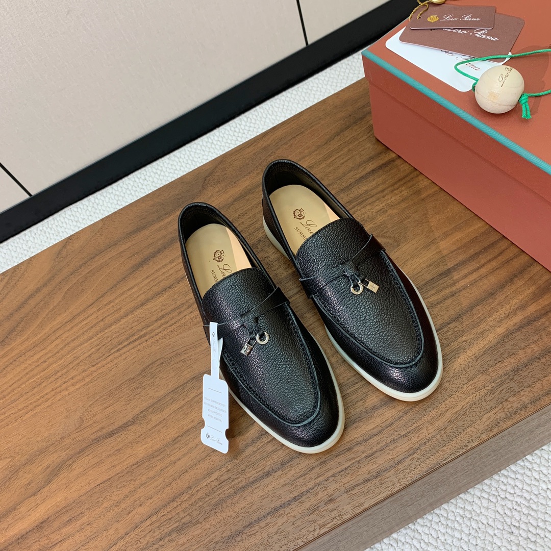 【Loro Piana】皮面乐福鞋。复古优雅低调奢华。时尚性与皮料实用性同样兼具依然全网最高品质。鞋面牛