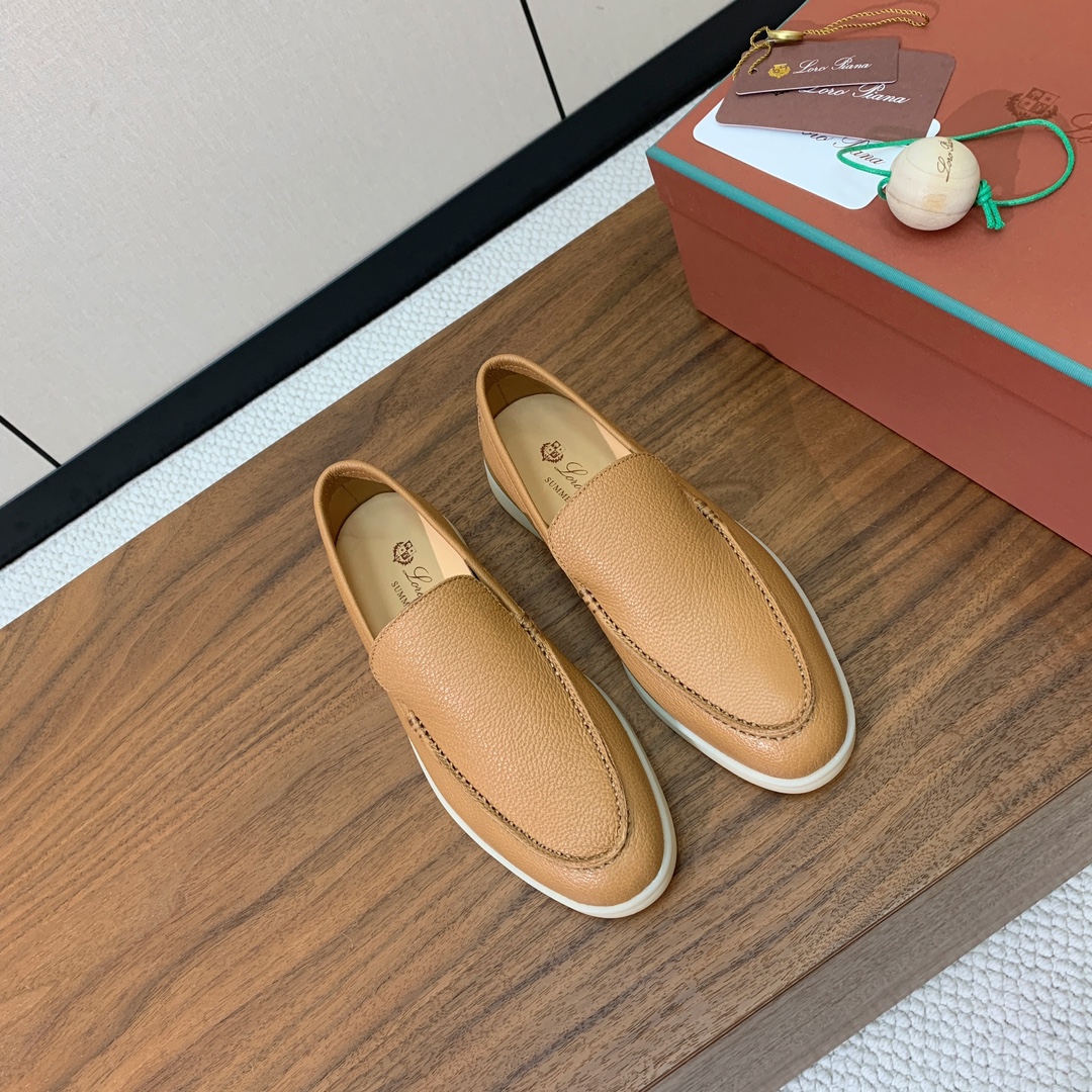 【Loro Piana】光面乐福鞋。意大利顶级羊绒复古优雅低调奢华。时尚性与皮料实用性同样兼具依然全网最