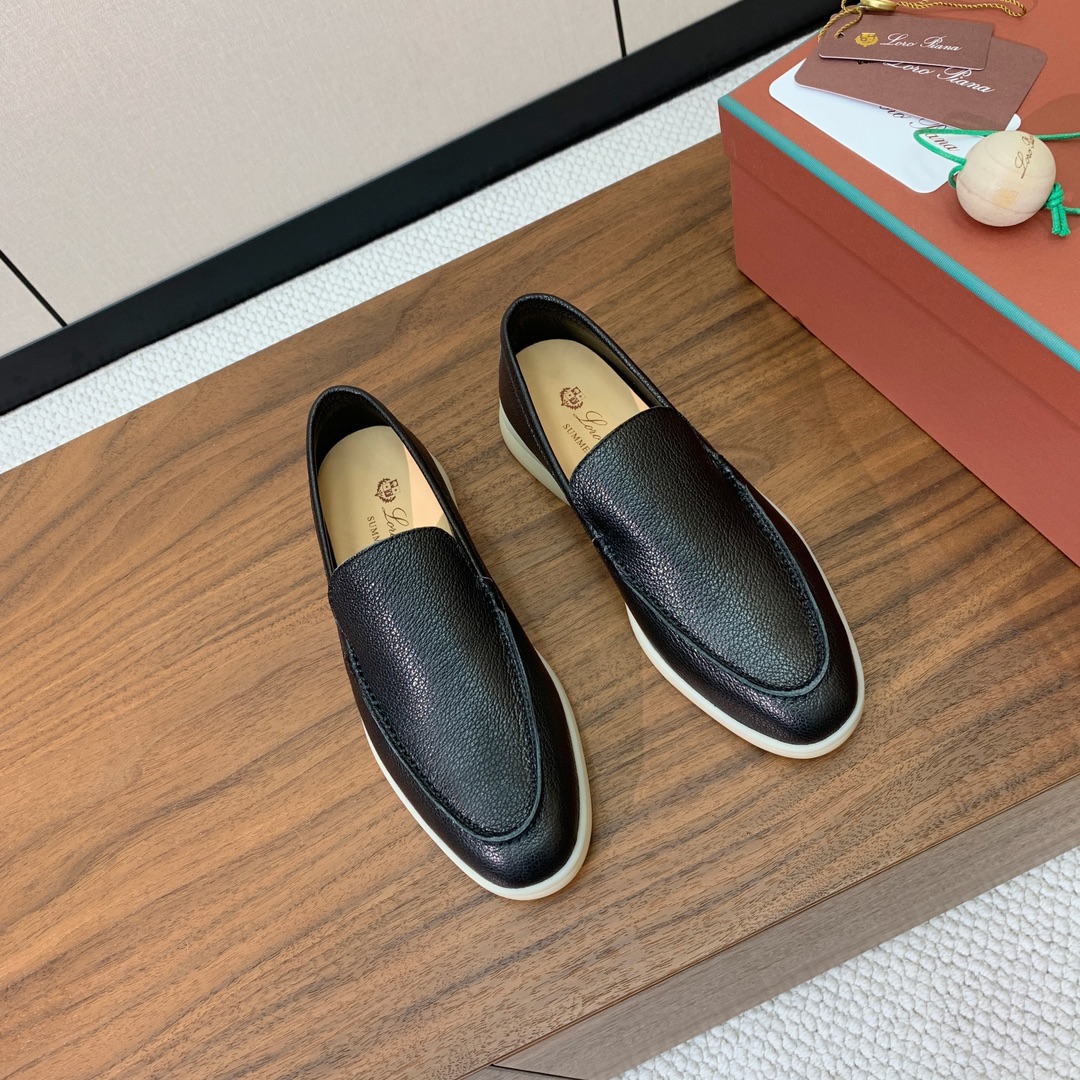 【Loro Piana】光面乐福鞋。意大利顶级羊绒复古优雅低调奢华。时尚性与皮料实用性同样兼具依然全网最