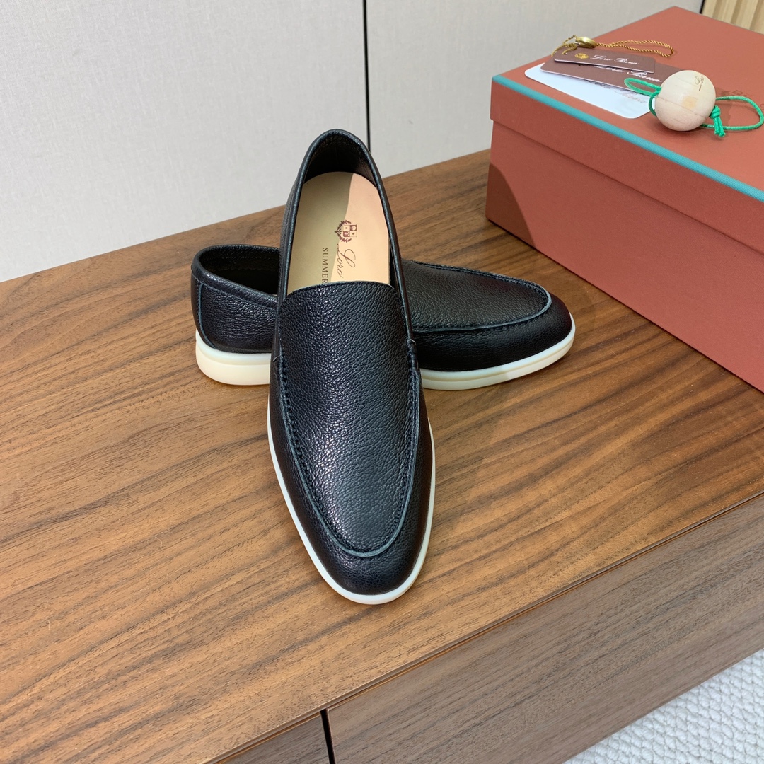 【Loro Piana】光面乐福鞋。意大利顶级羊绒复古优雅低调奢华。时尚性与皮料实用性同样兼具依然全网最