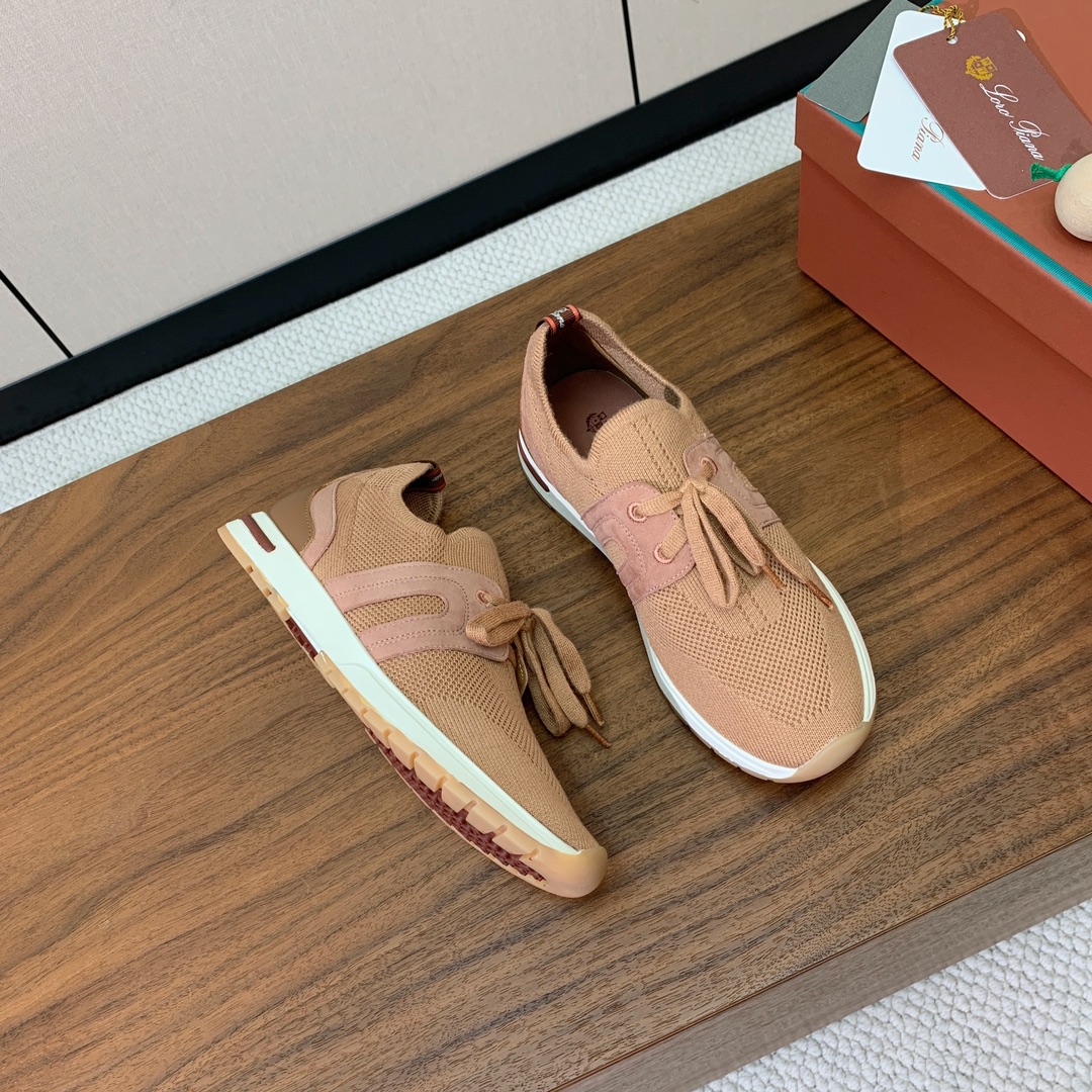【Loro Piana】针织运动鞋。上脚轻便舒适。将功能性与低调个性风格和谐融合。打造都市着装的理想鞋履