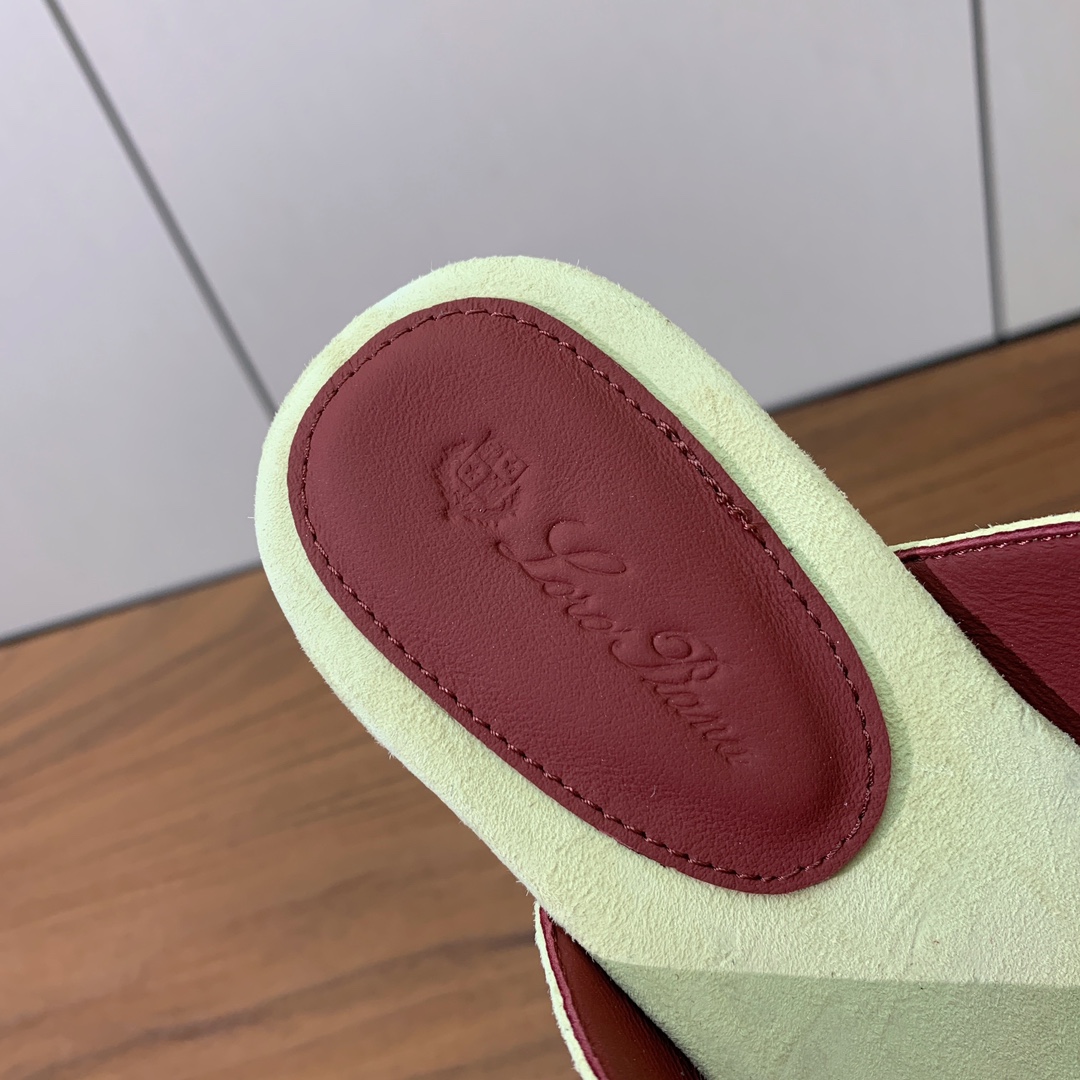 【Loro Piana】人字拖鞋。意大利顶级羊绒复古优雅低调奢华。时尚性与皮料实用性同样兼具依然全网最高